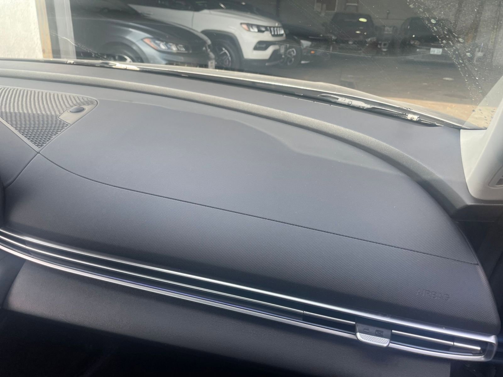 Thumbnail: 2025 Hyundai Elantra - 35