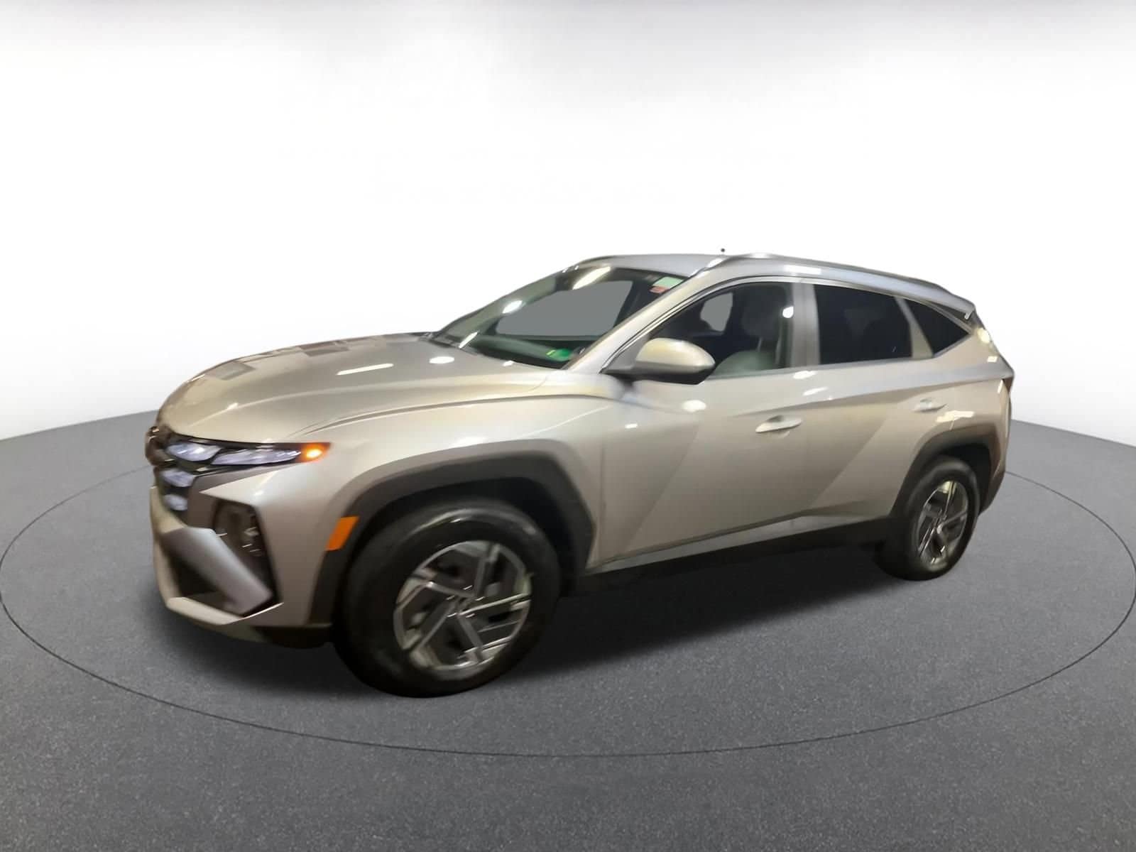 Thumbnail: 2025 Hyundai Tucson - 8