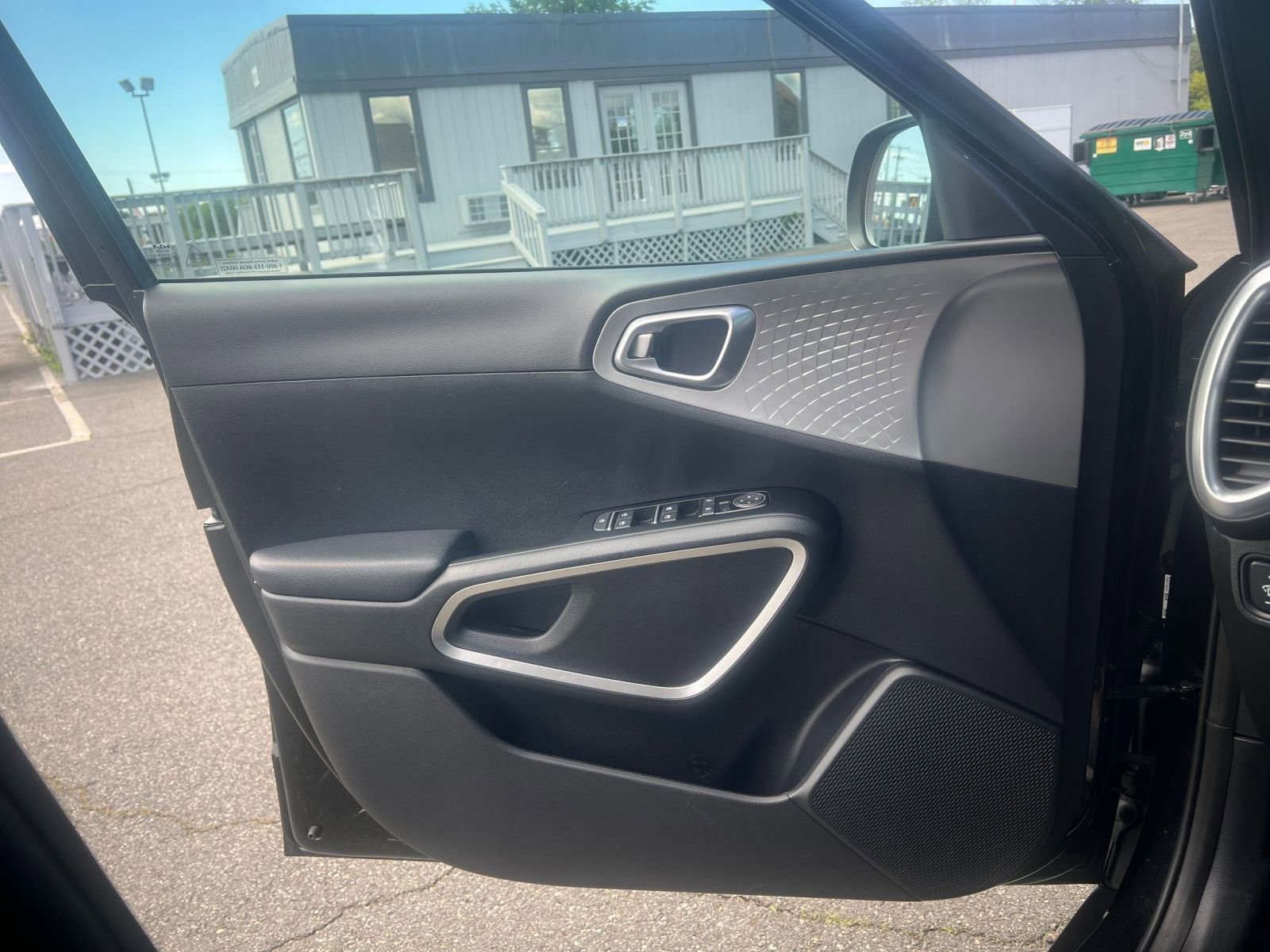 Thumbnail: 2025 Kia Soul - 18