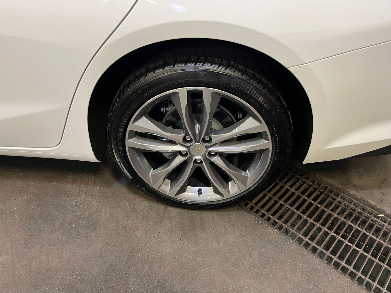 Thumbnail: 2024 Chevrolet Malibu - 32