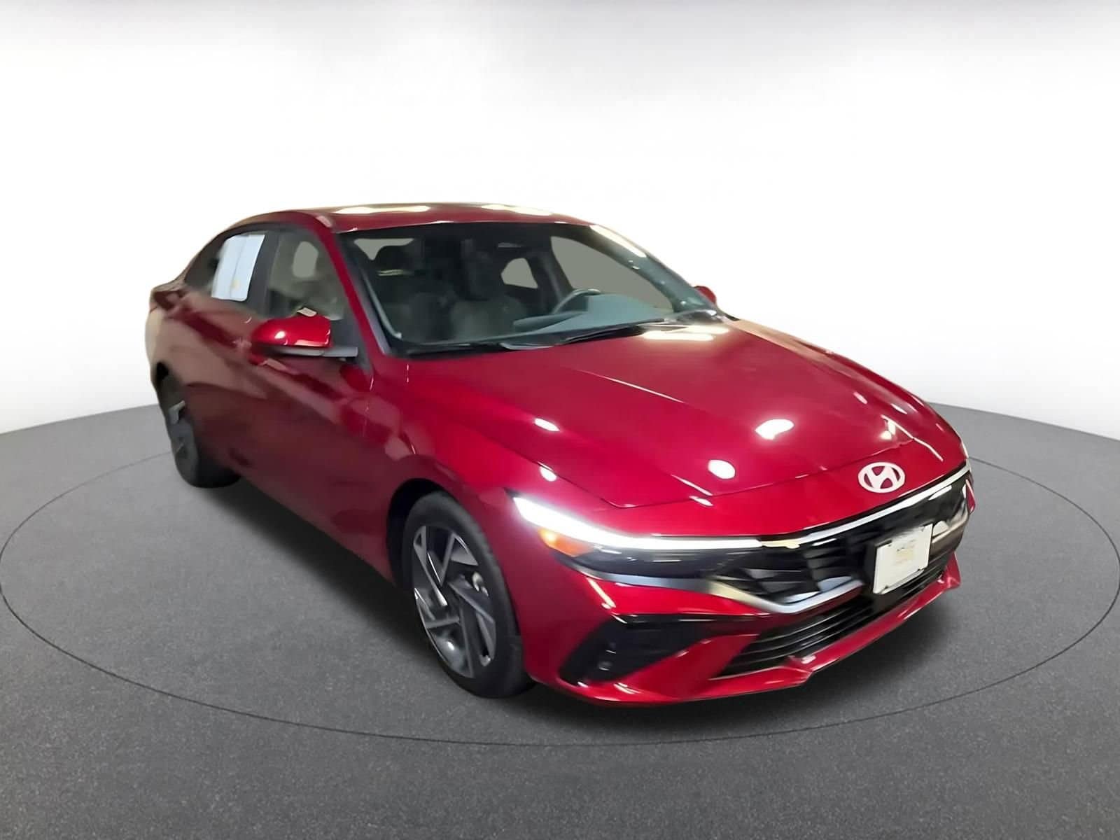 Thumbnail: 2025 Hyundai Elantra - 3