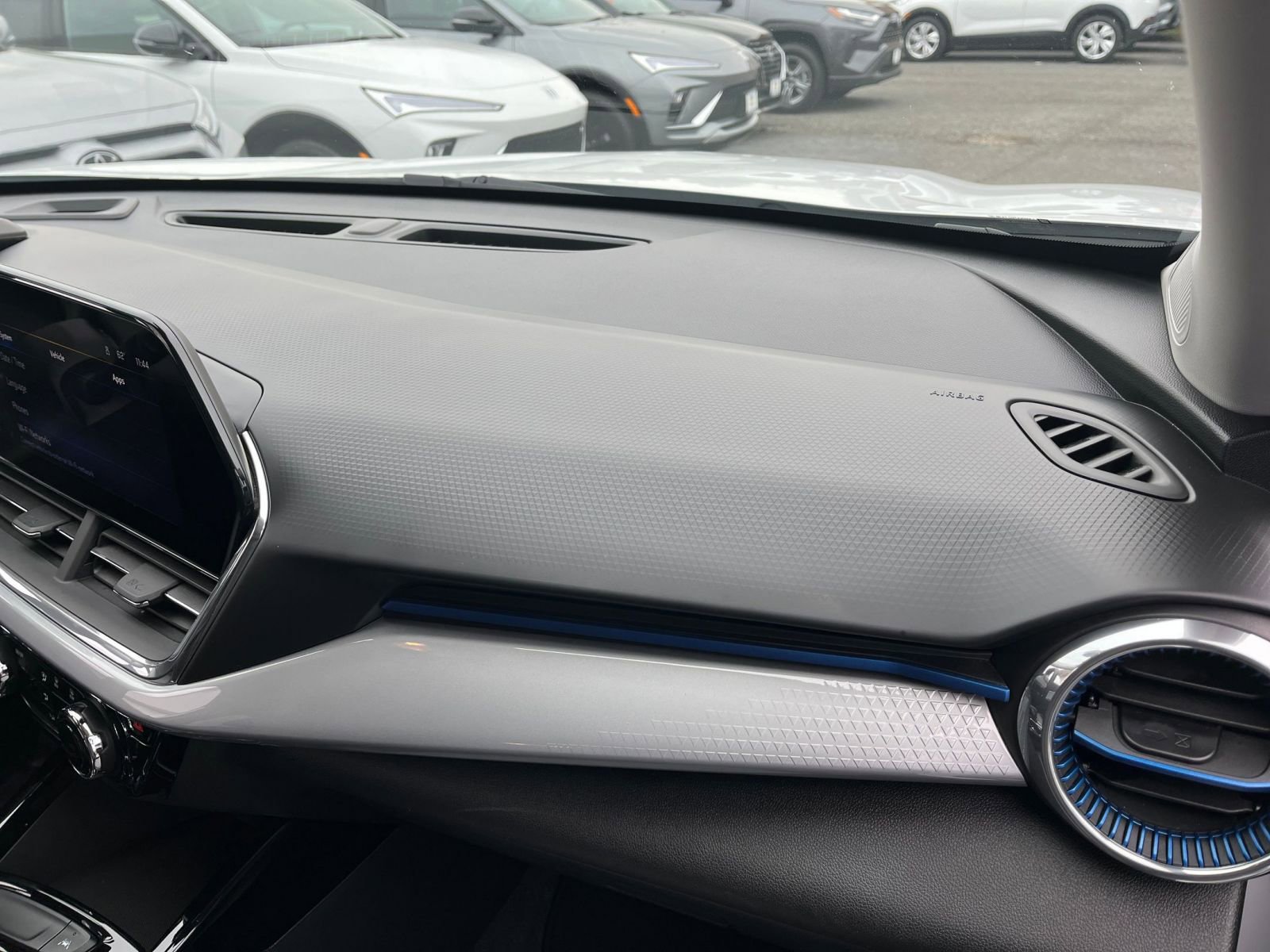 Thumbnail: 2025 Chevrolet Trax - 35