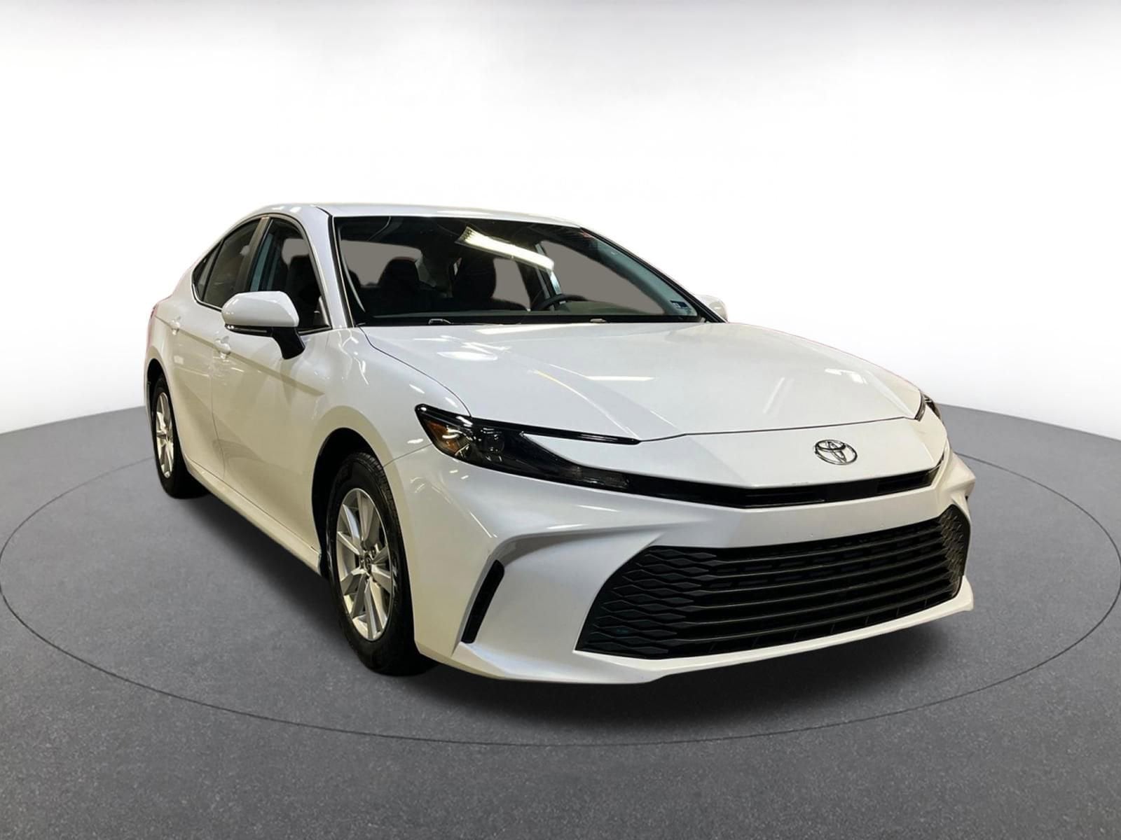 Thumbnail: 2025 Toyota Camry - 1