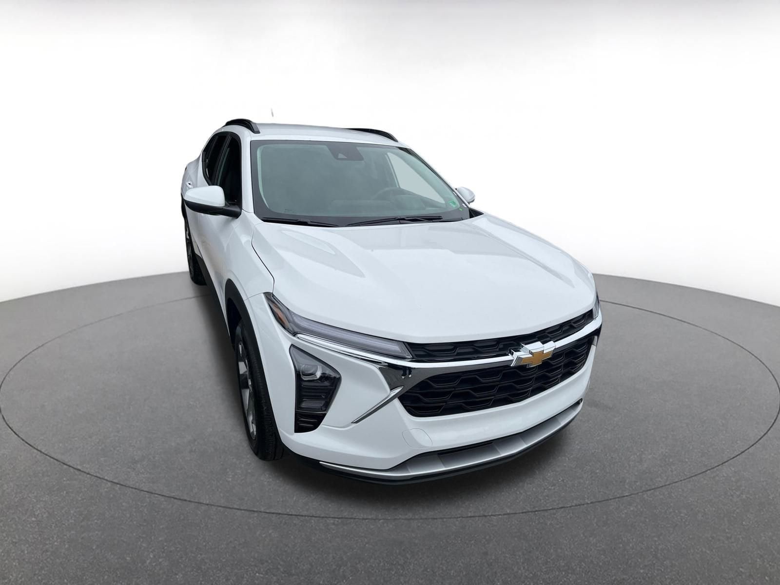 Thumbnail: 2025 Chevrolet Trax - 1