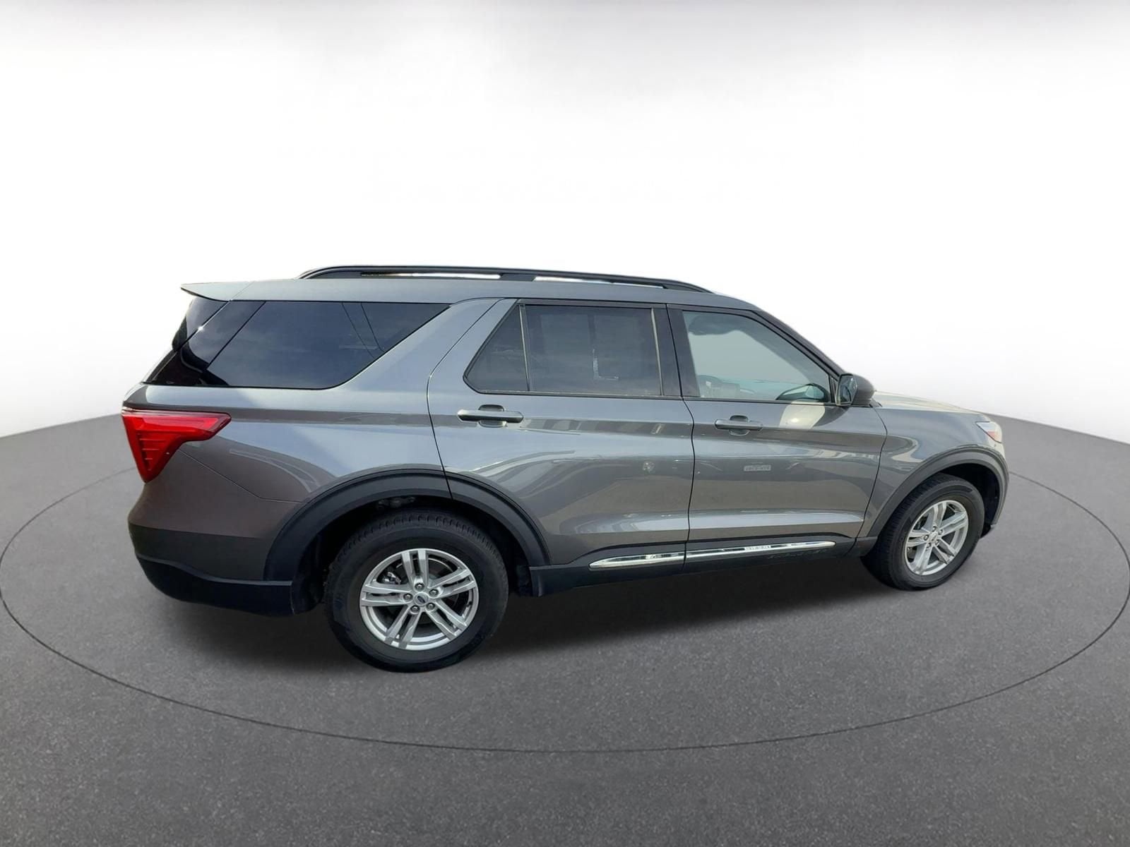 Thumbnail: 2023 Ford Explorer - 8