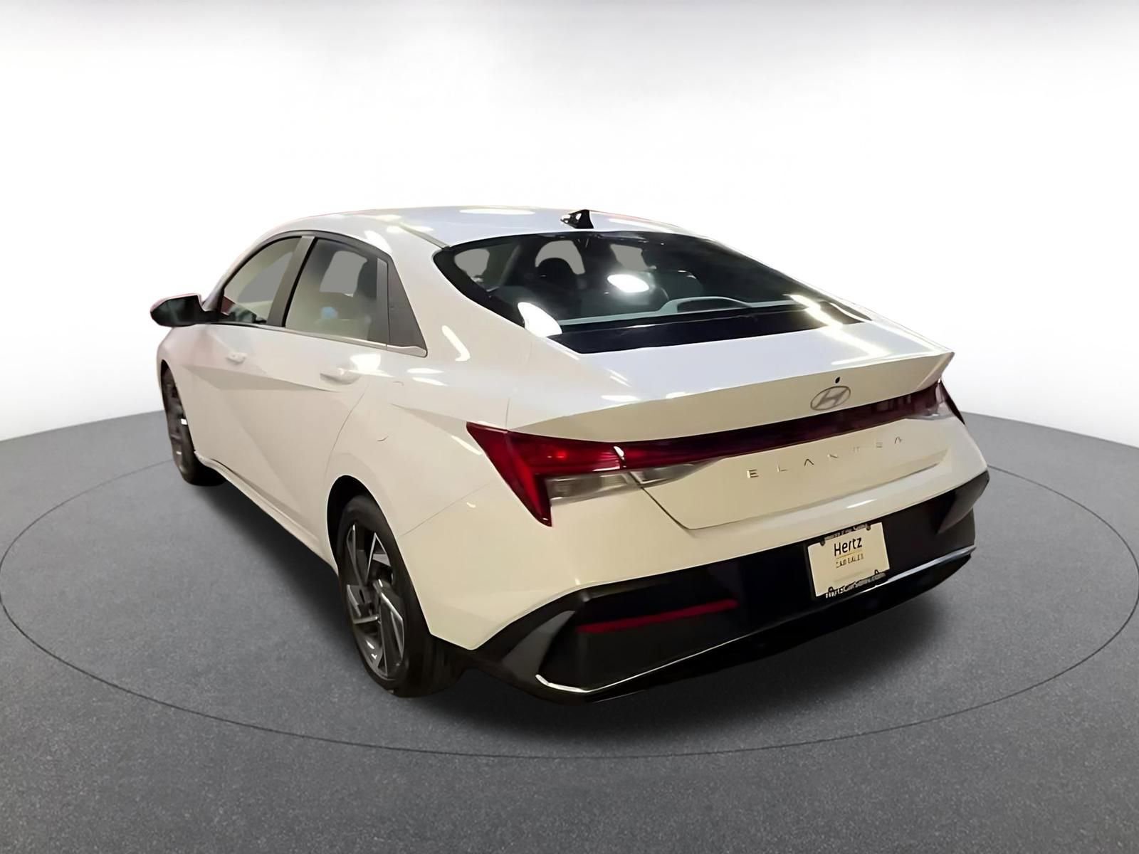 Thumbnail: 2025 Hyundai Elantra - 11