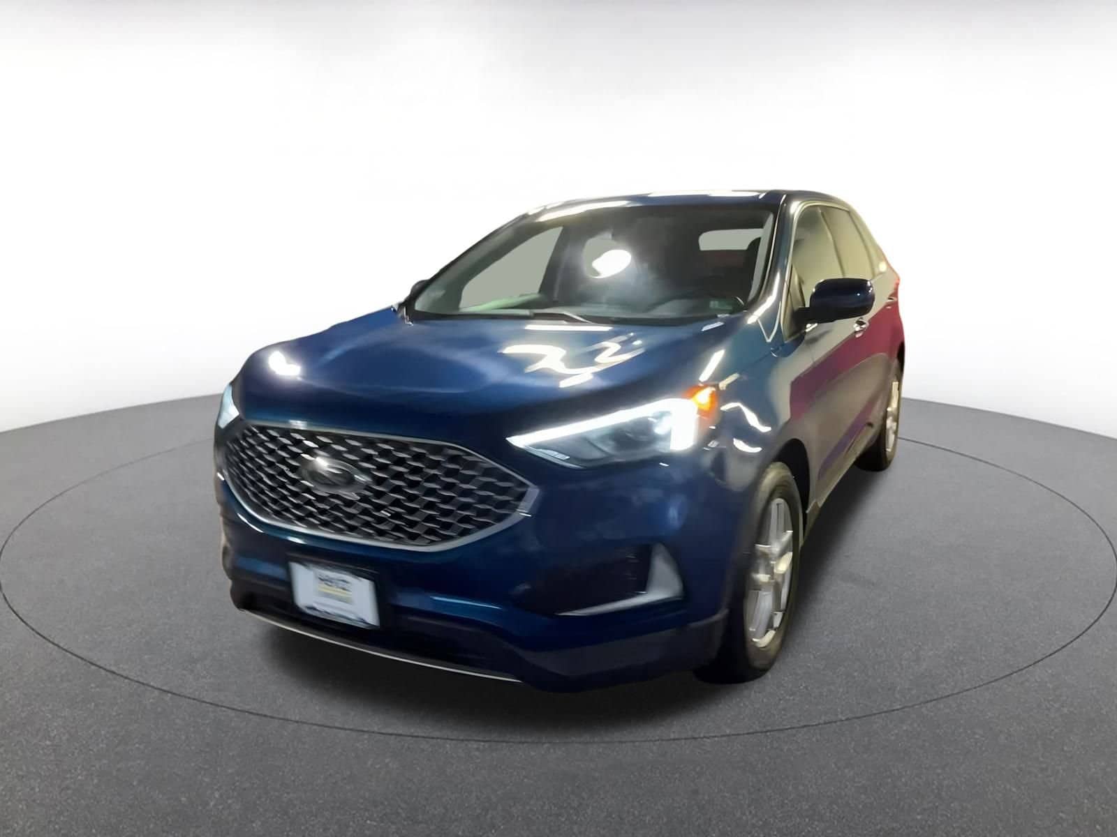 Thumbnail: 2023 Ford Edge - 6