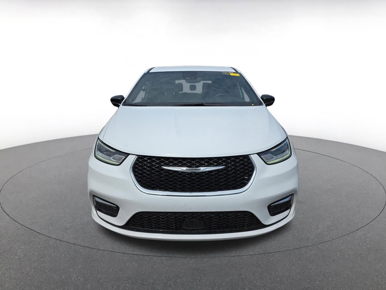 Thumbnail: 2025 Chrysler Pacifica - 2