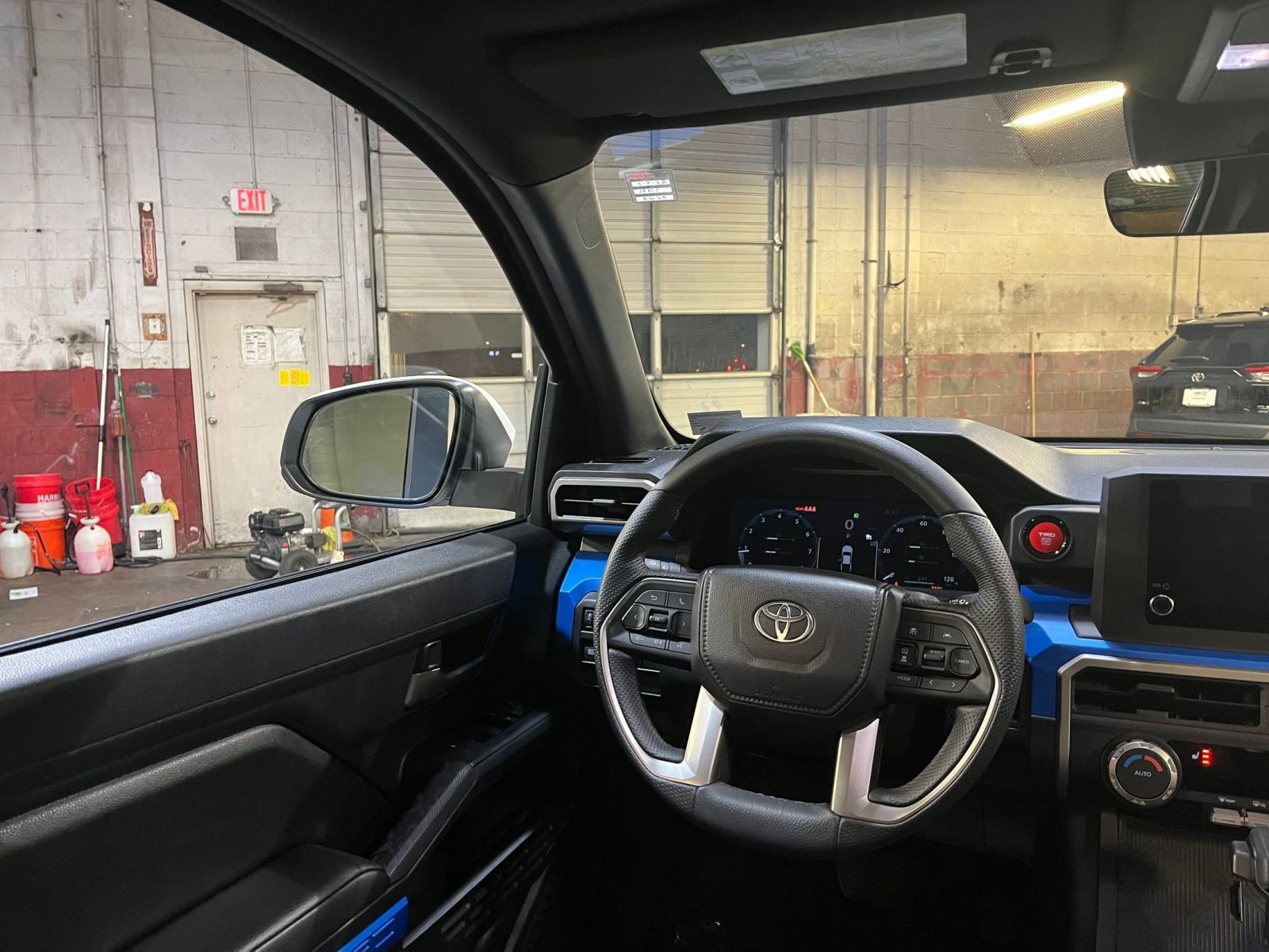 Thumbnail: 2025 Toyota Tacoma - 35