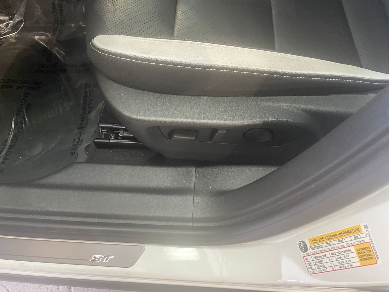 Thumbnail: 2024 Buick Envision - 23