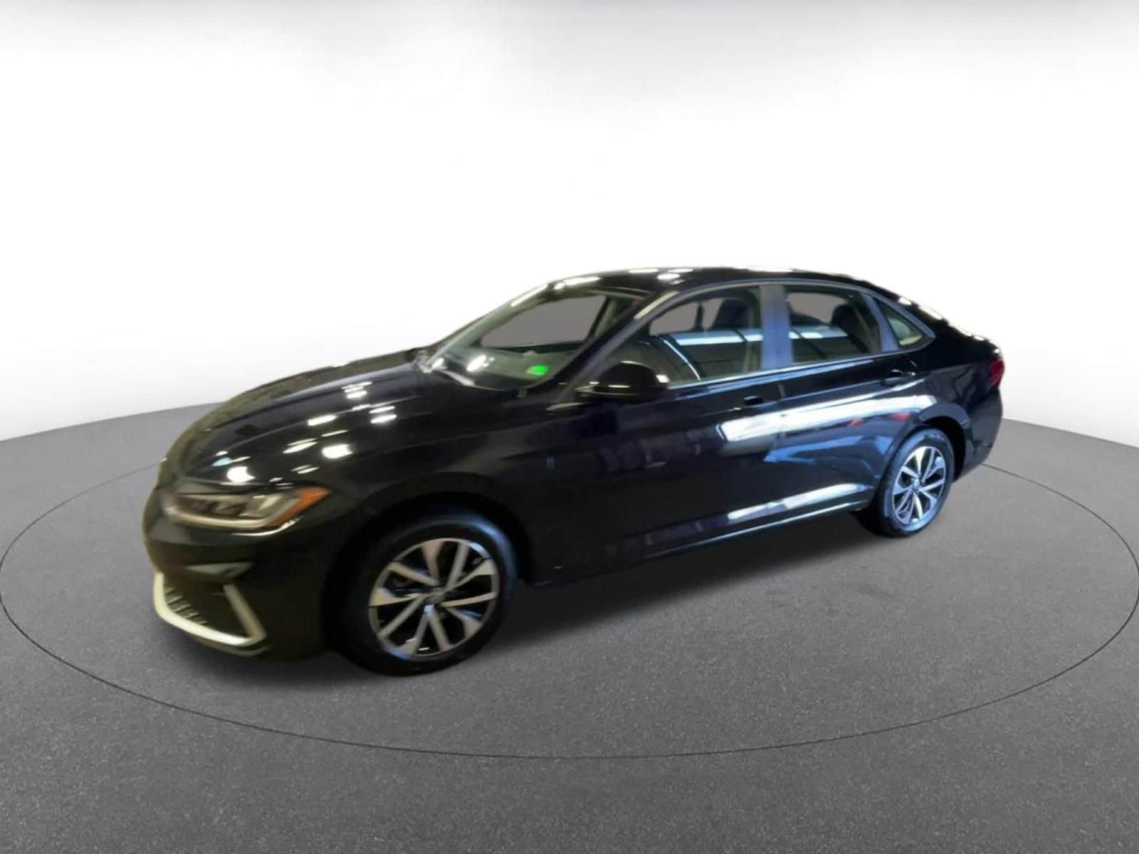 Thumbnail: 2025 Volkswagen Jetta - 8