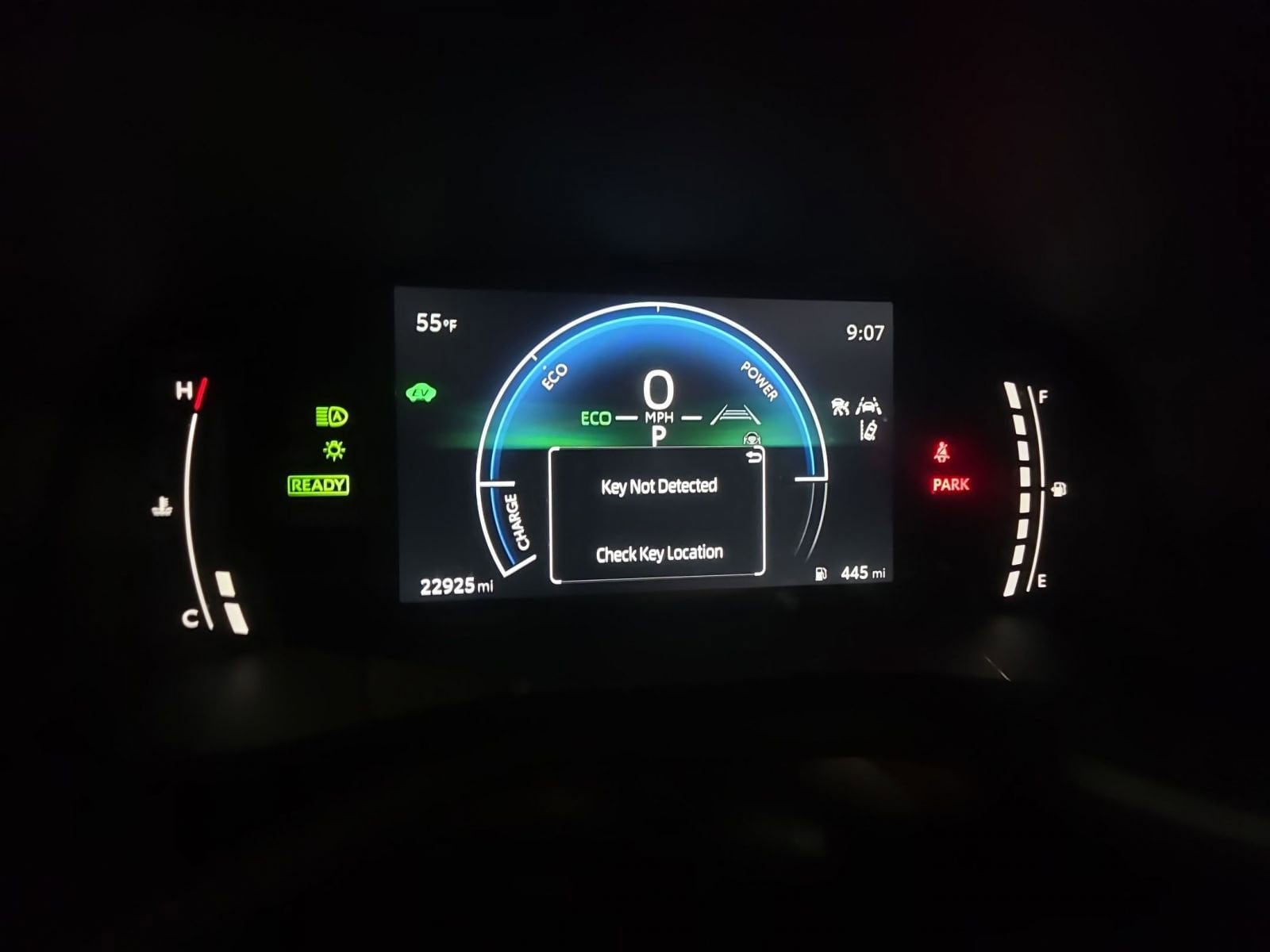 Thumbnail: 2025 Toyota Camry - 9