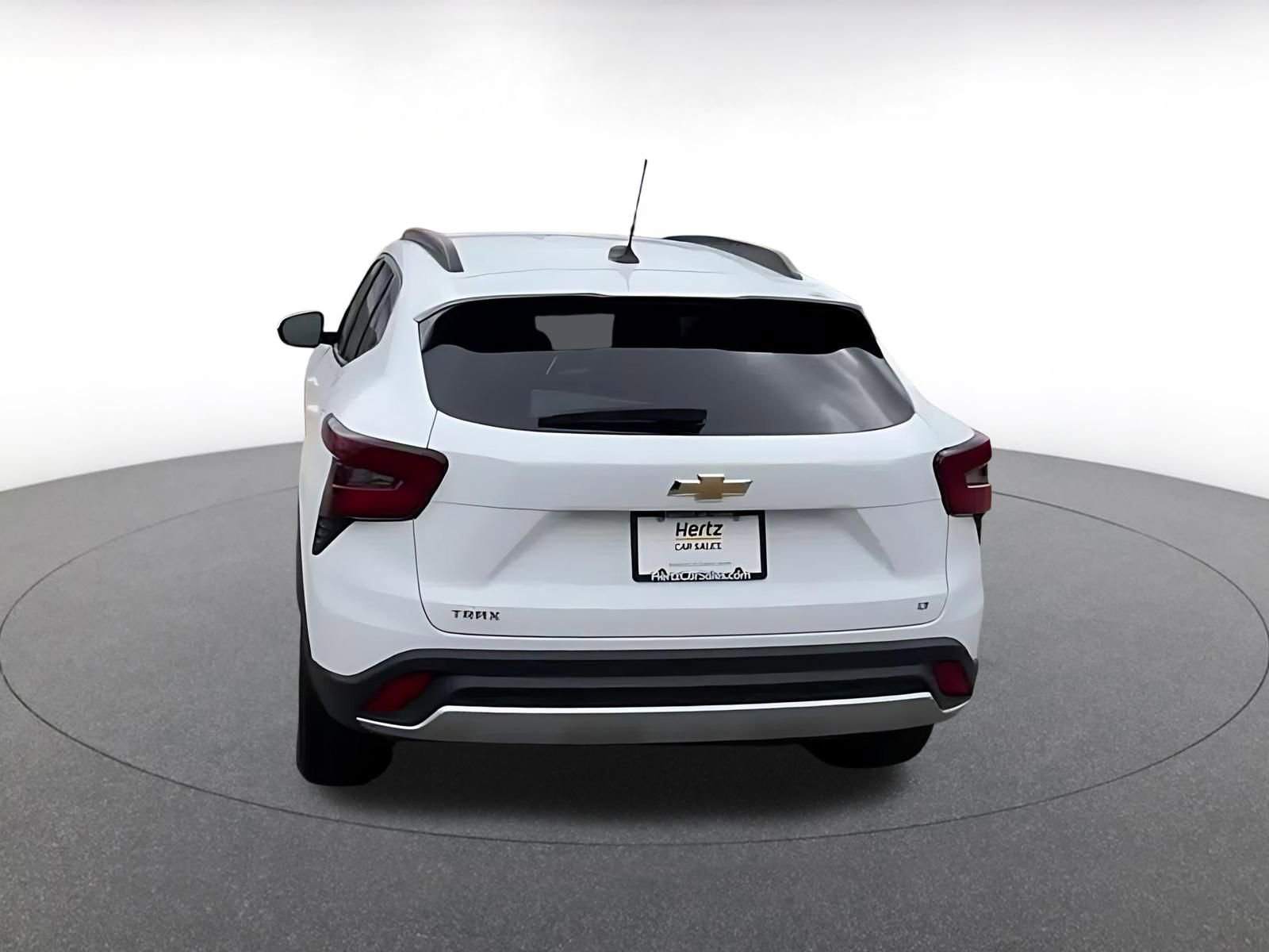 Thumbnail: 2025 Chevrolet Trax - 12