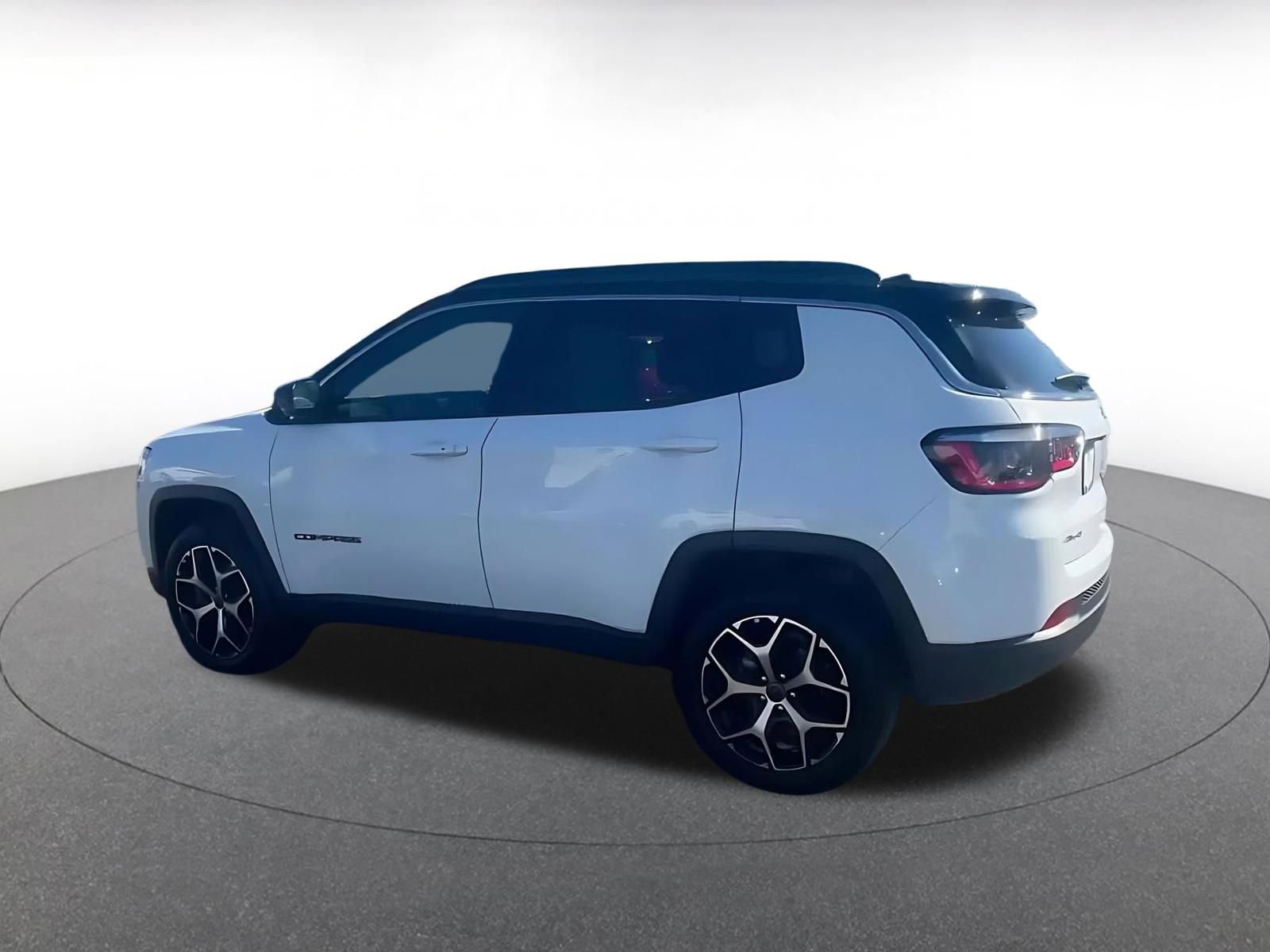 Thumbnail: 2025 Jeep Compass - 10
