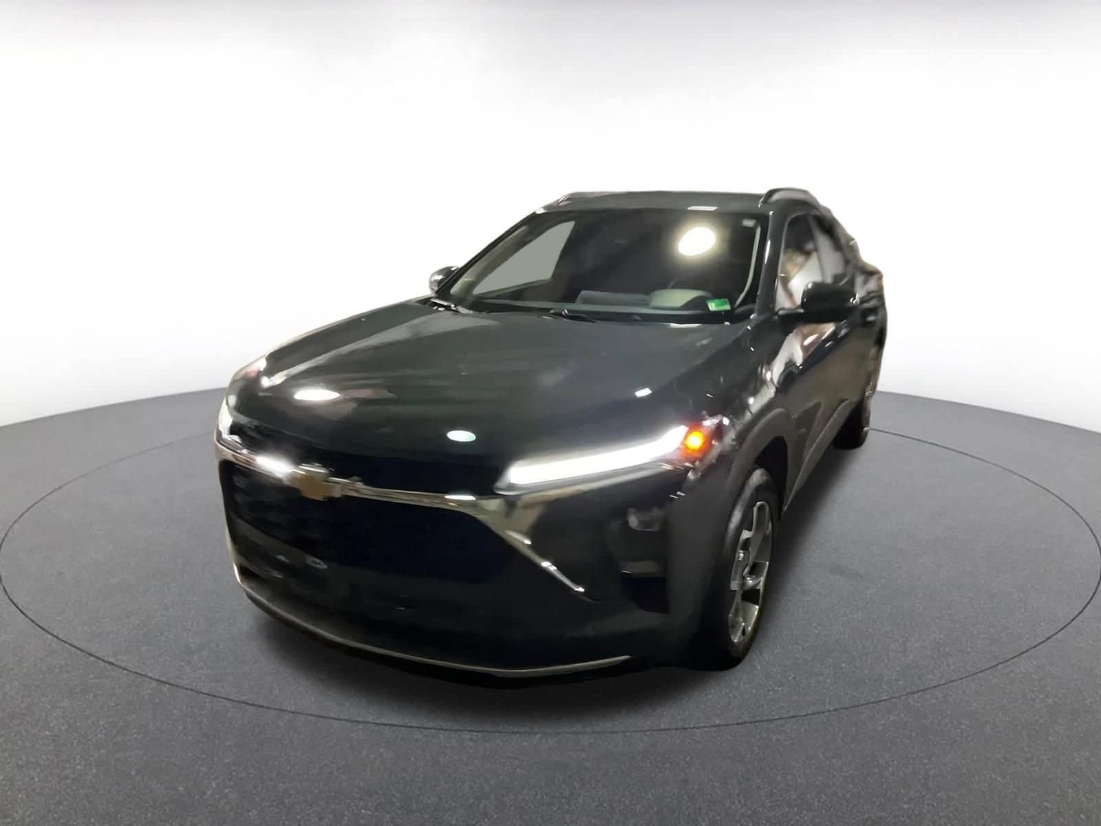 Thumbnail: 2025 Chevrolet Trax - 7