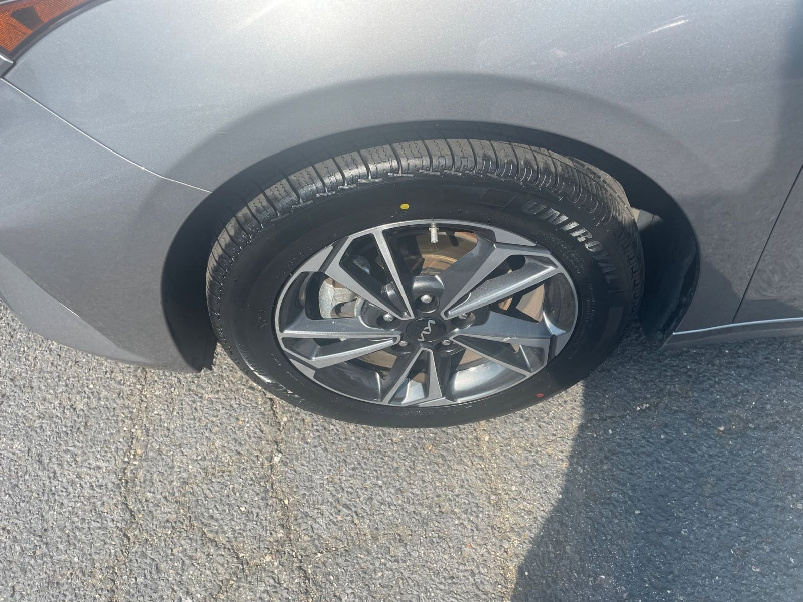 Thumbnail: 2024 Kia Forte - 30