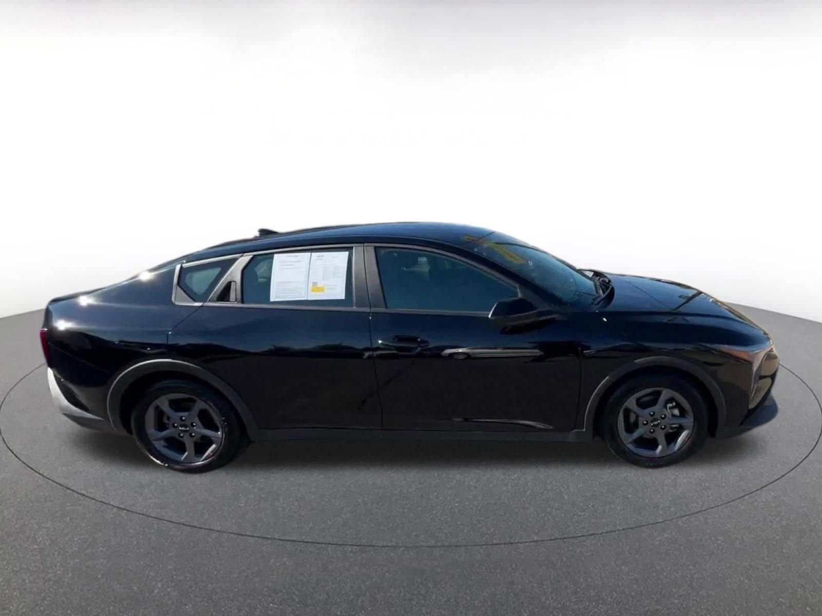 Thumbnail: 2025 Kia K4 - 16