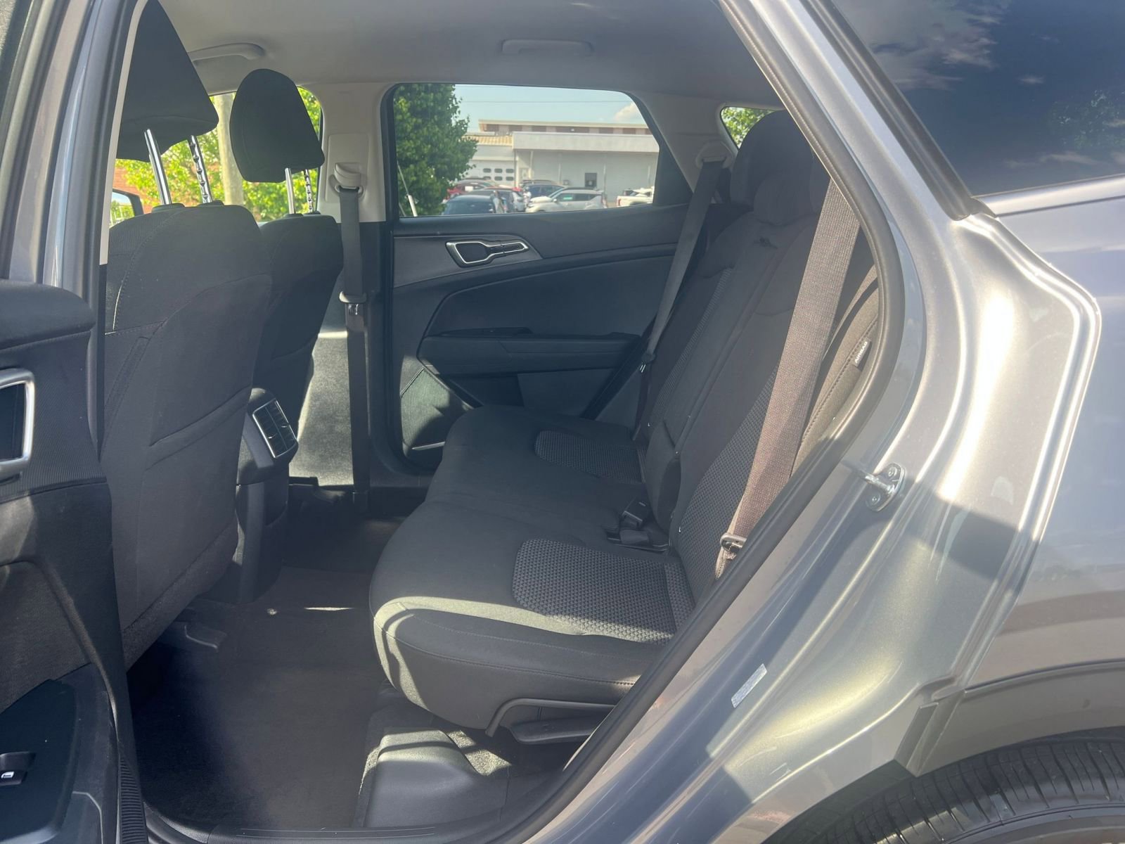 Thumbnail: 2025 Kia Sportage - 24