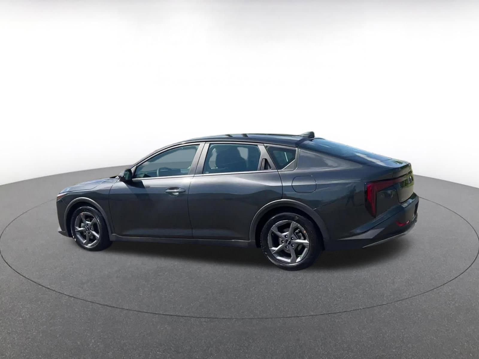 Thumbnail: 2025 Kia K4 - 10