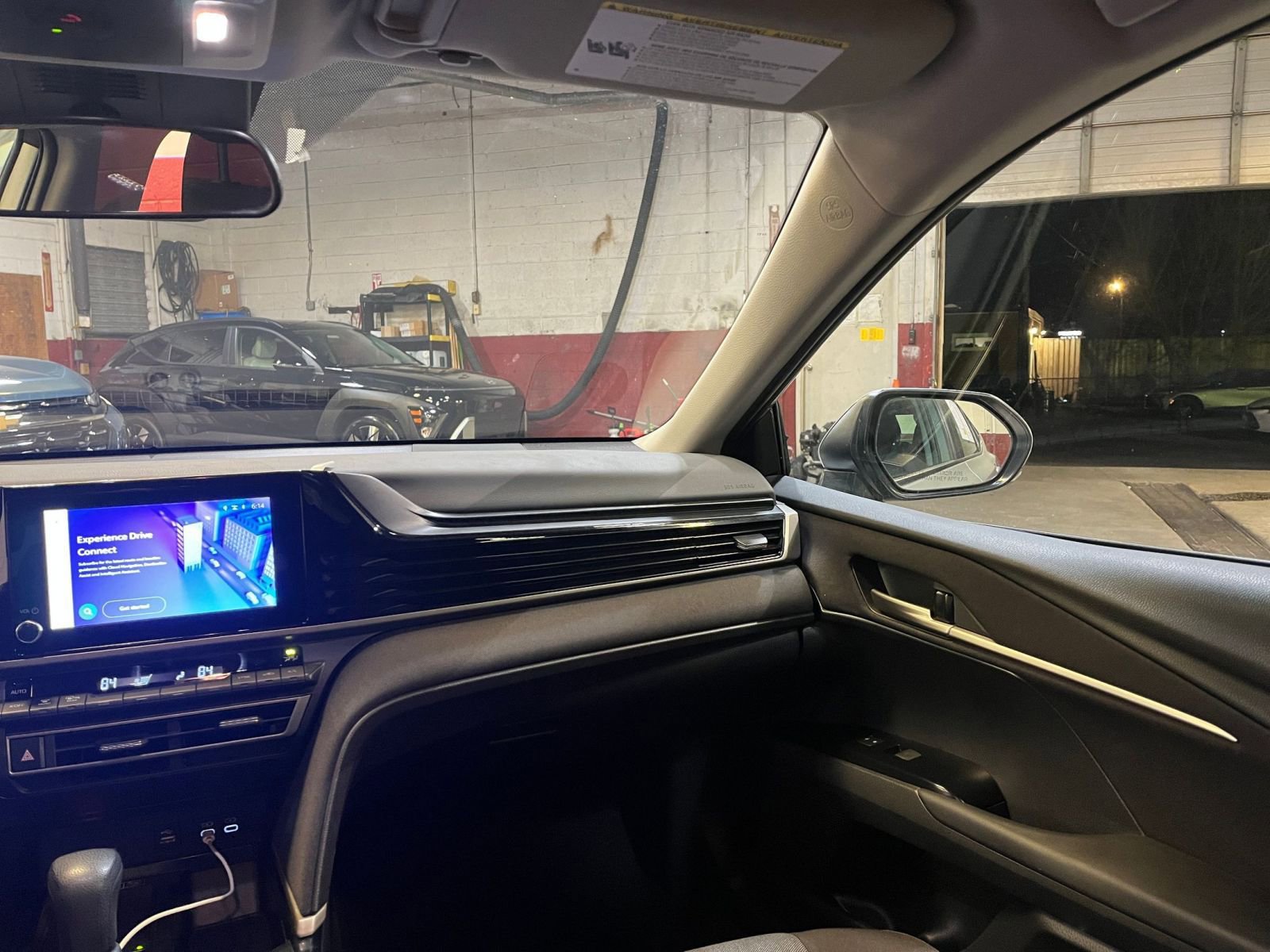 Thumbnail: 2025 Toyota Camry - 34