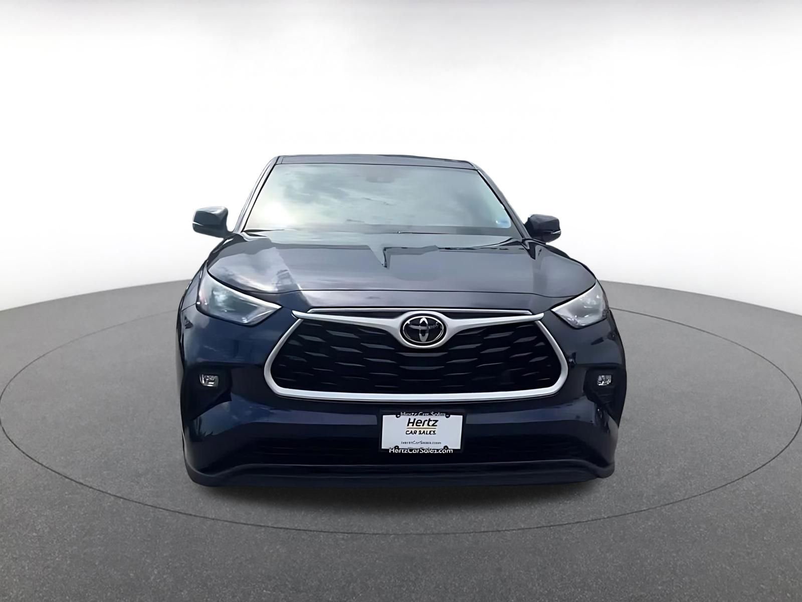 Thumbnail: 2025 Toyota Highlander - 4
