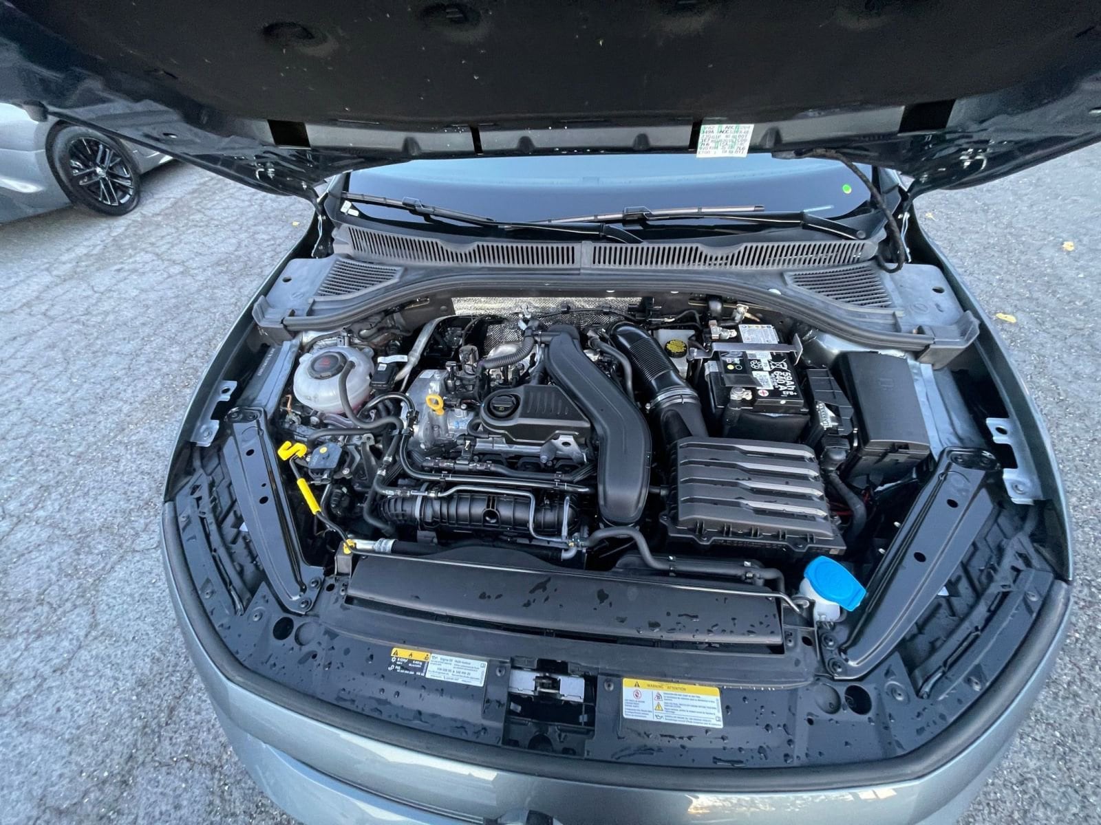 Thumbnail: 2025 Volkswagen Jetta - 31