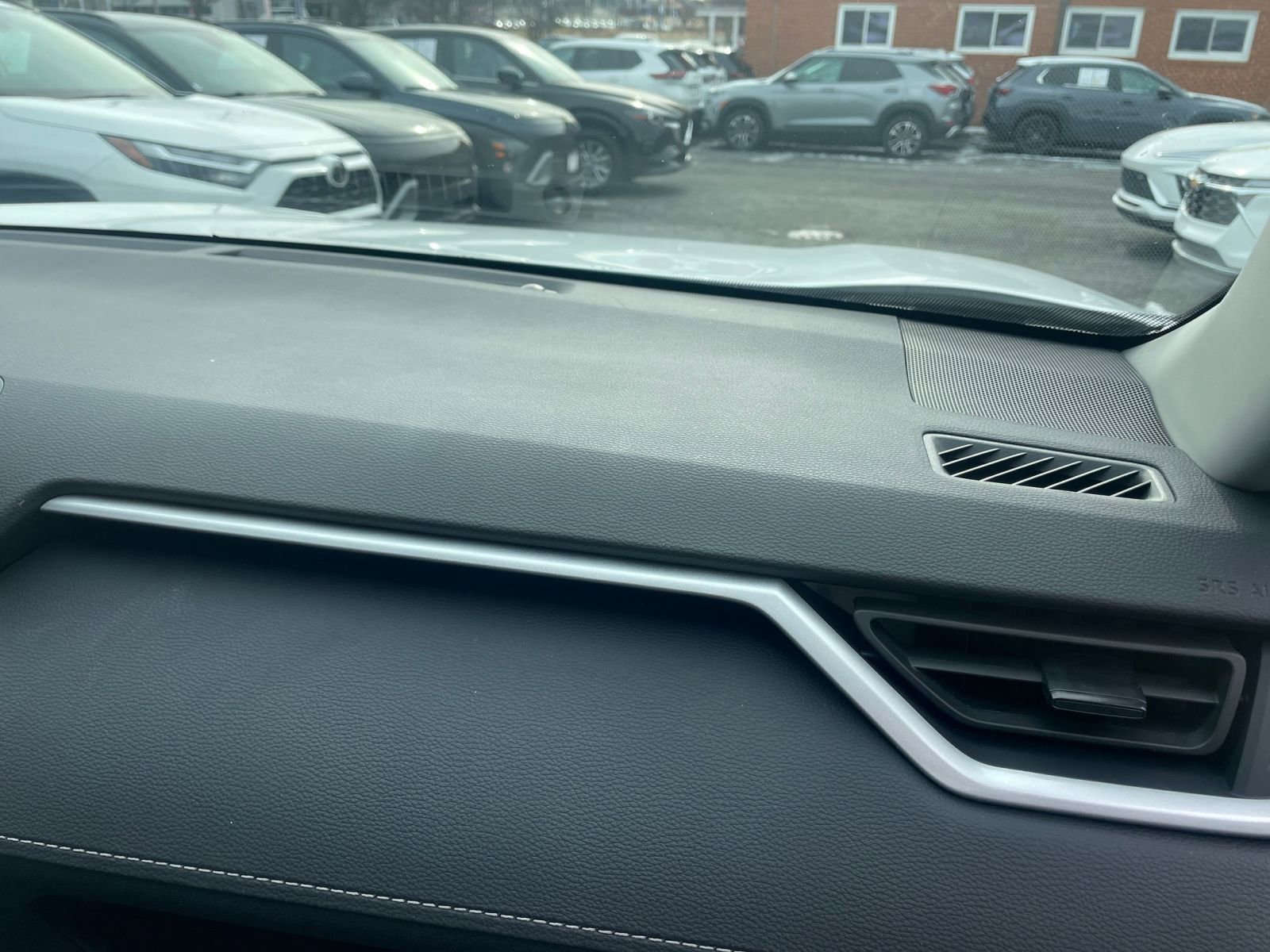 Thumbnail: 2025 Toyota RAV4 - 34