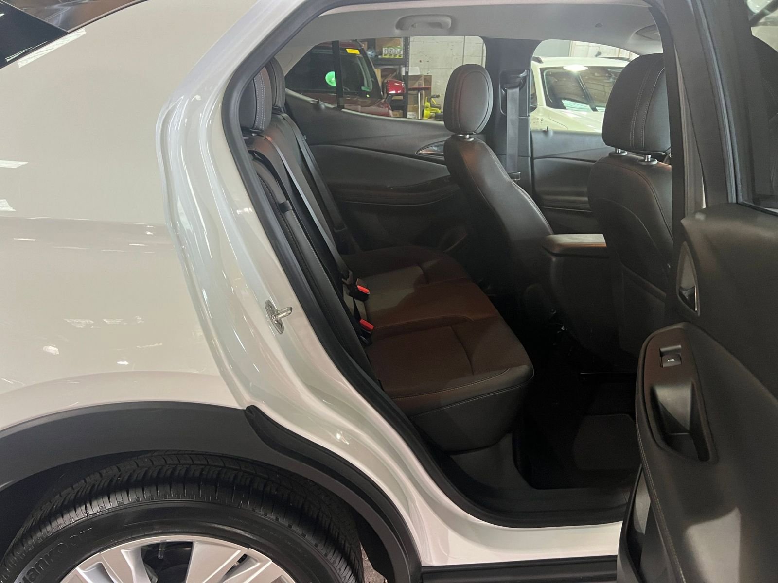 Thumbnail: 2025 Buick Encore GX - 25