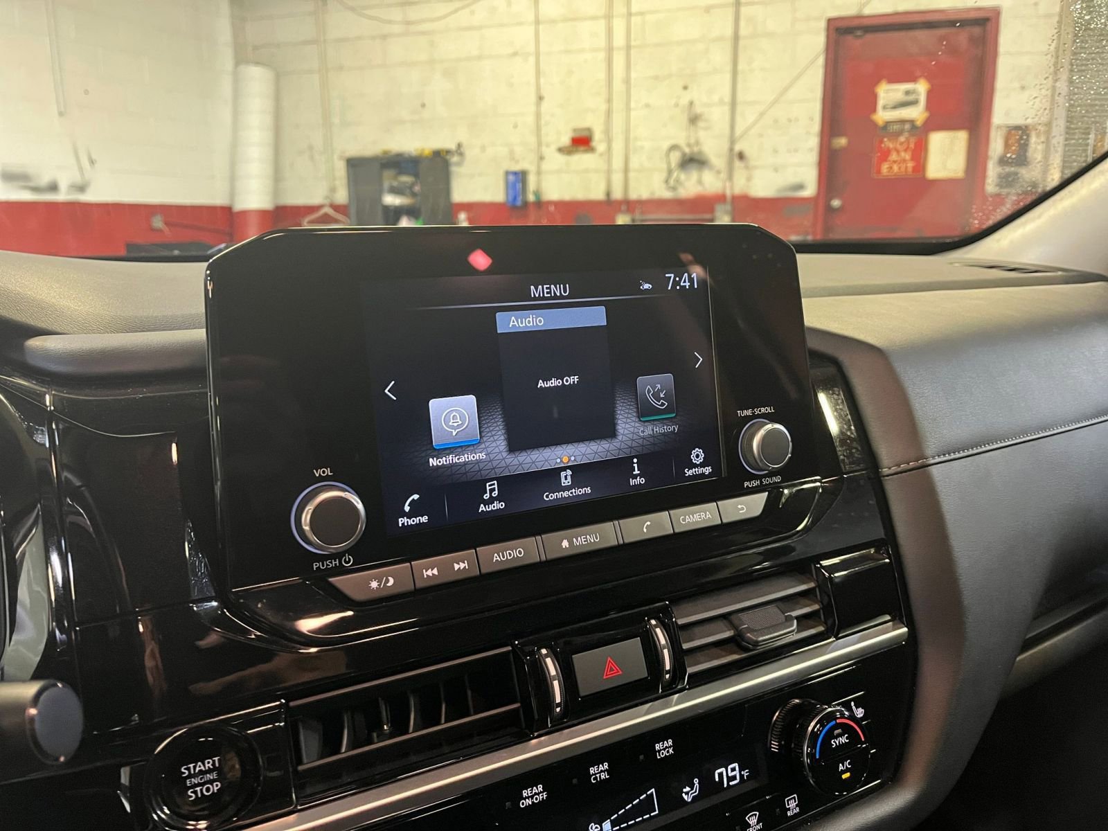 Thumbnail: 2025 Nissan Pathfinder - 21