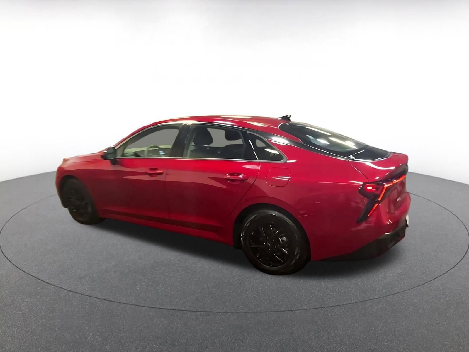 Thumbnail: 2025 Kia K5 - 10