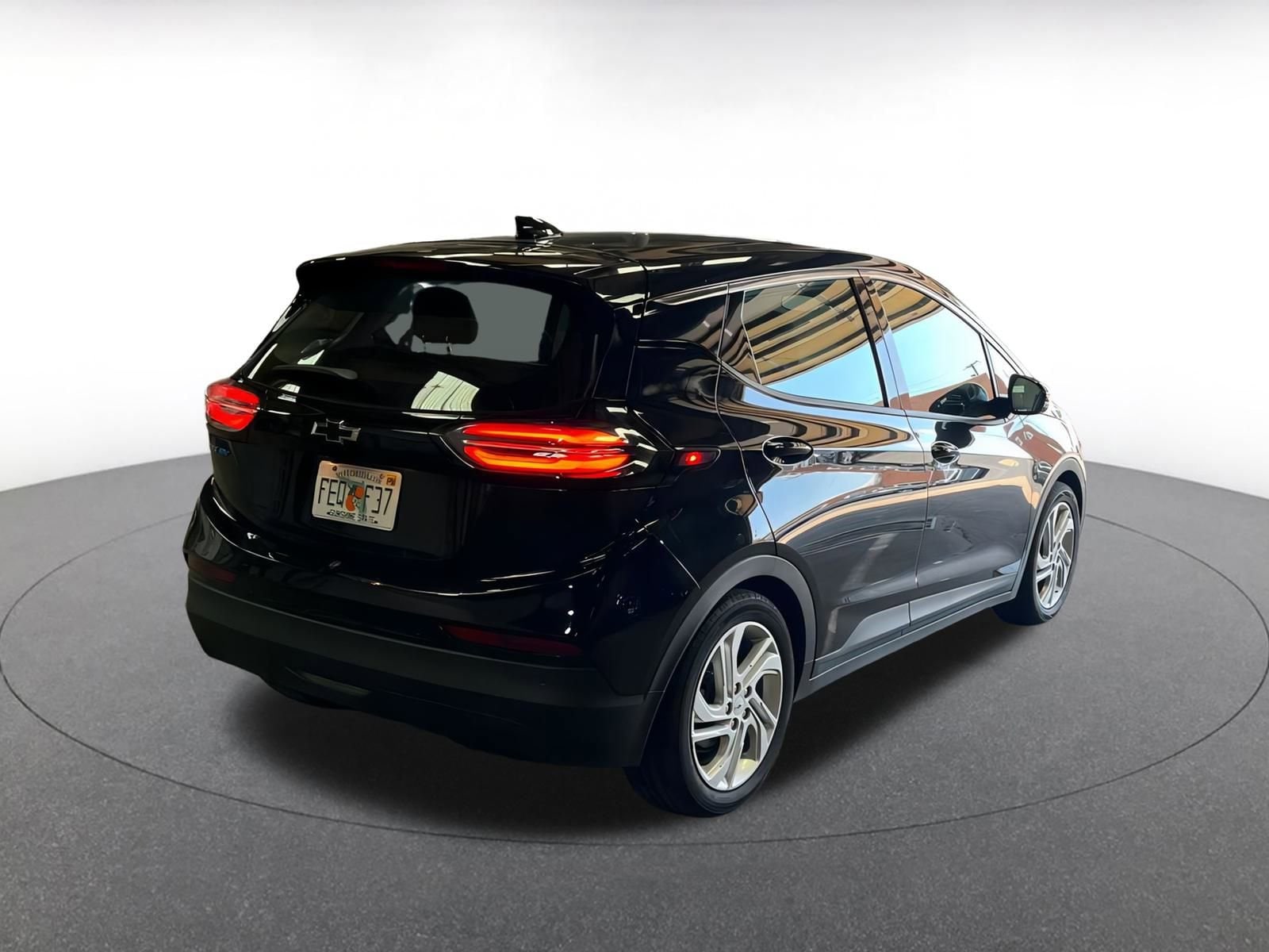 Thumbnail: 2023 Chevrolet Bolt EV - 7