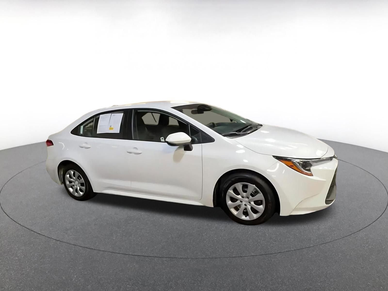 Thumbnail: 2025 Toyota Corolla - 2