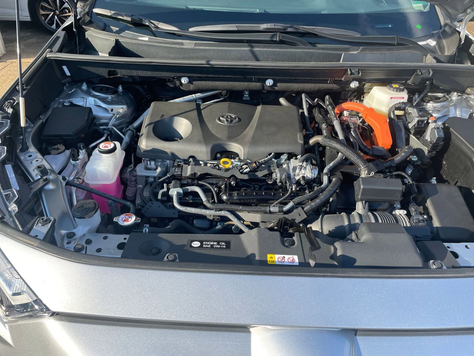 Thumbnail: 2025 Toyota RAV4 - 32