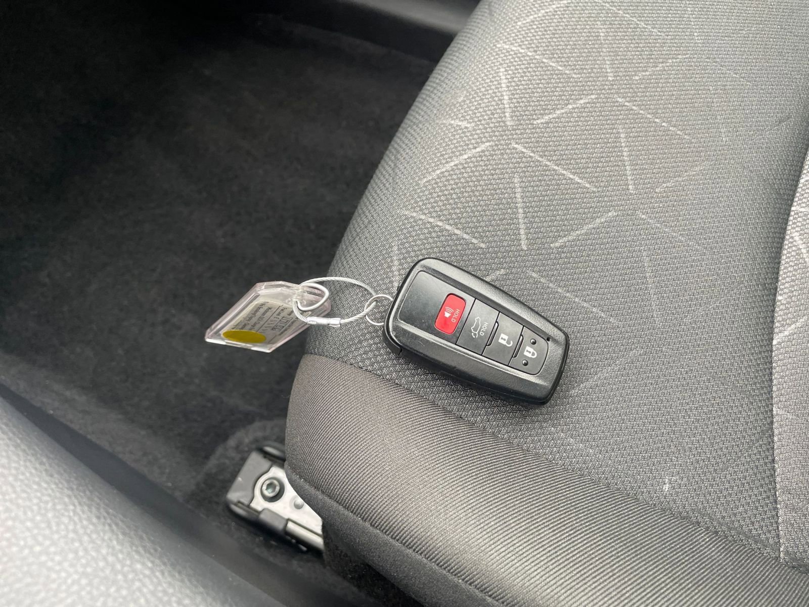 Thumbnail: 2025 Toyota RAV4 - 22