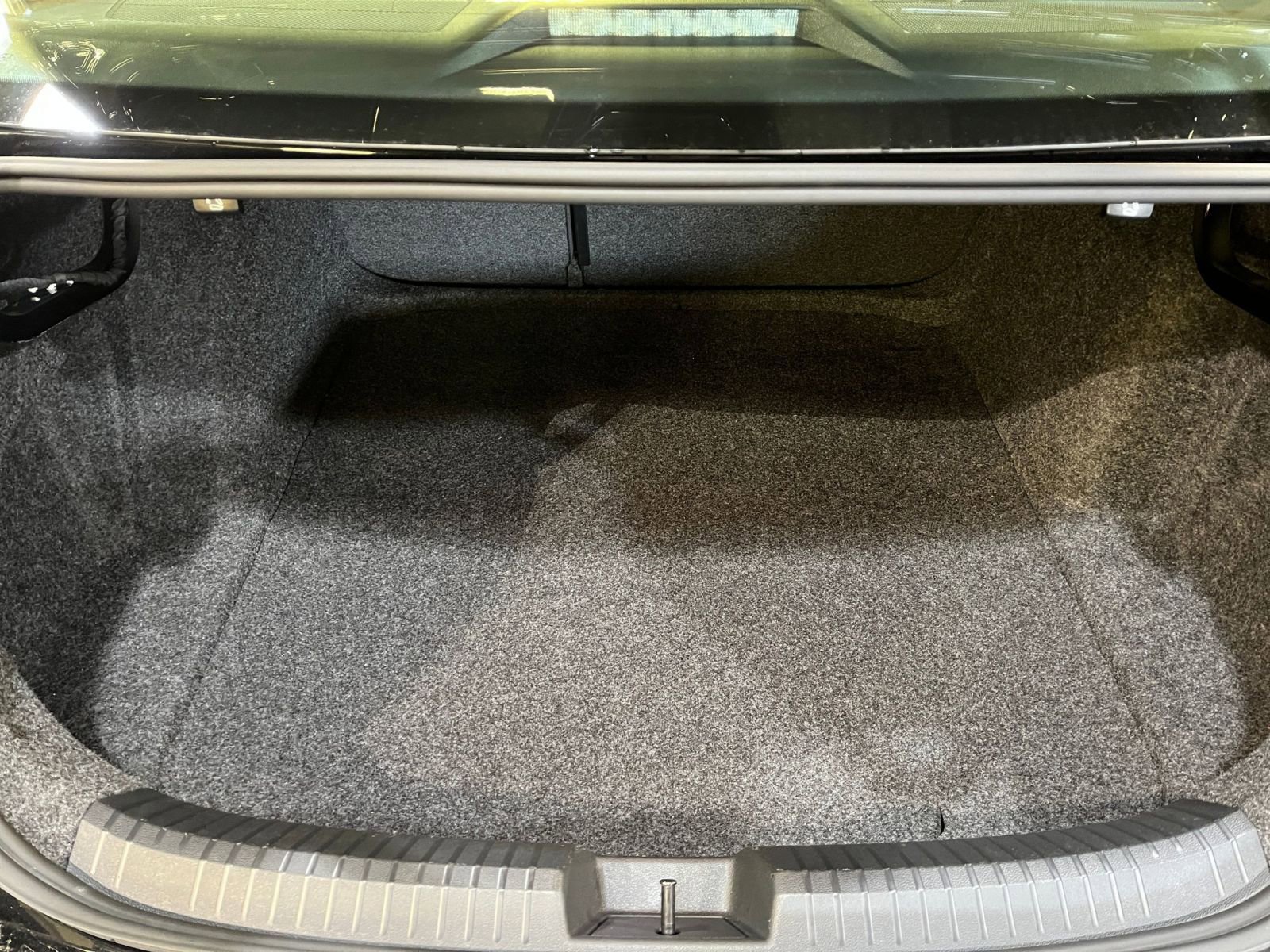 Thumbnail: 2025 Volkswagen Jetta - 31