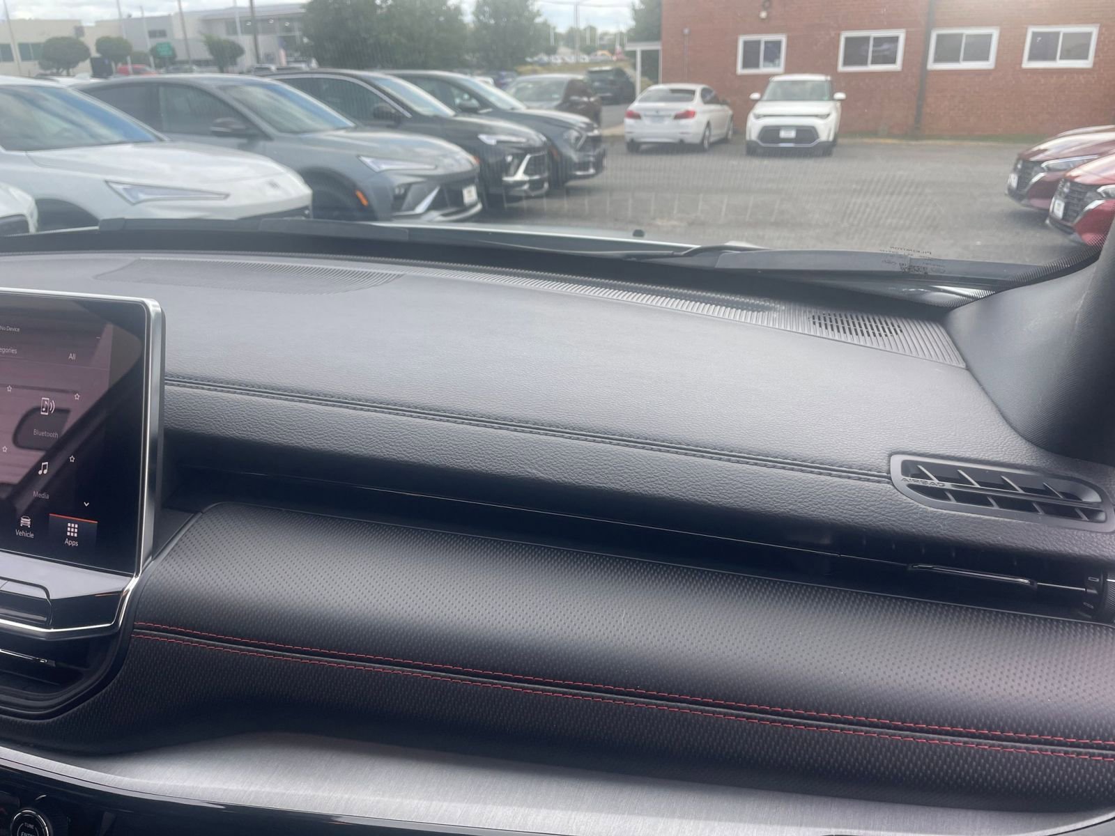 Thumbnail: 2025 Jeep Compass - 35