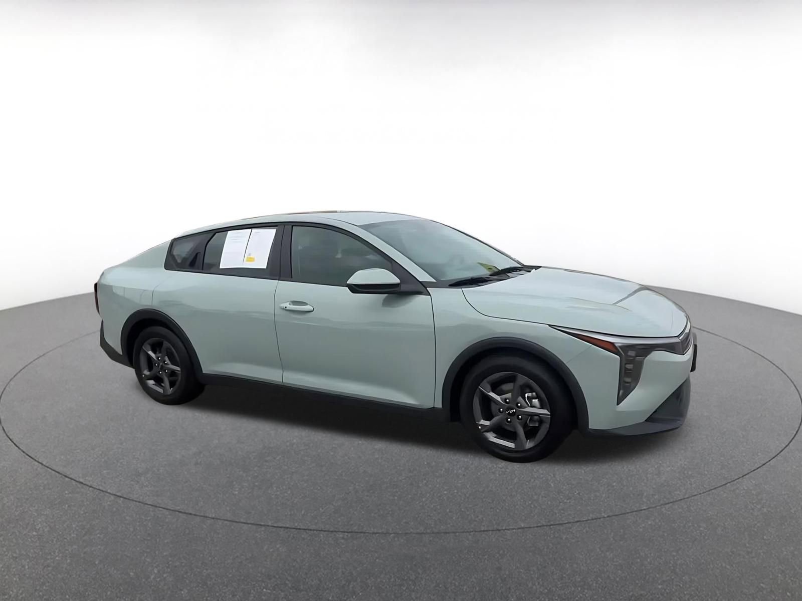 Thumbnail: 2025 Kia K4 - 2