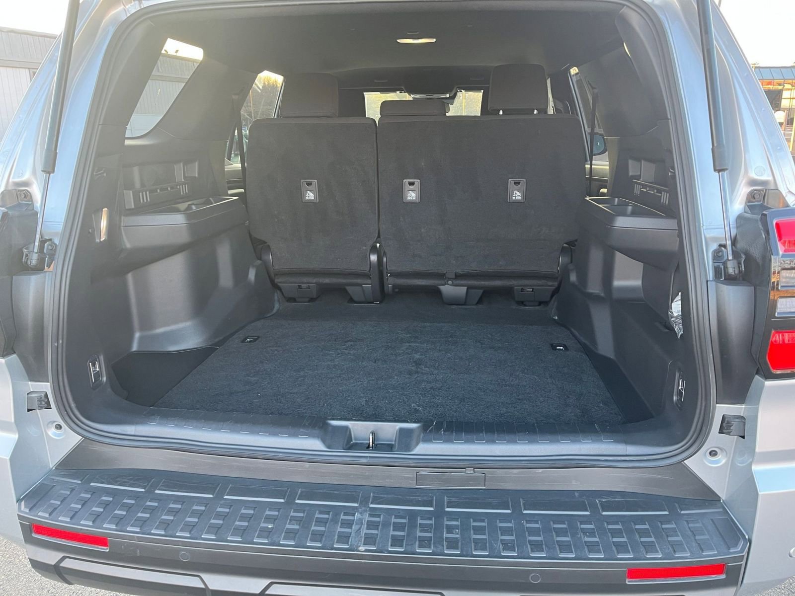 Thumbnail: 2025 Toyota 4Runner - 30