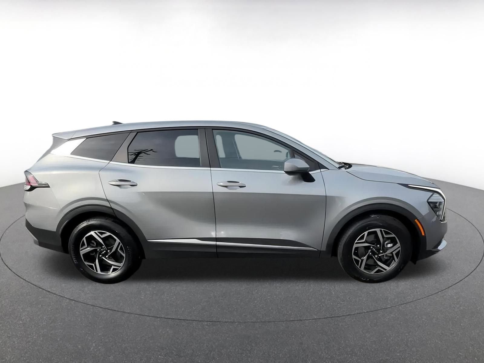 2024 Kia Sportage LX 23