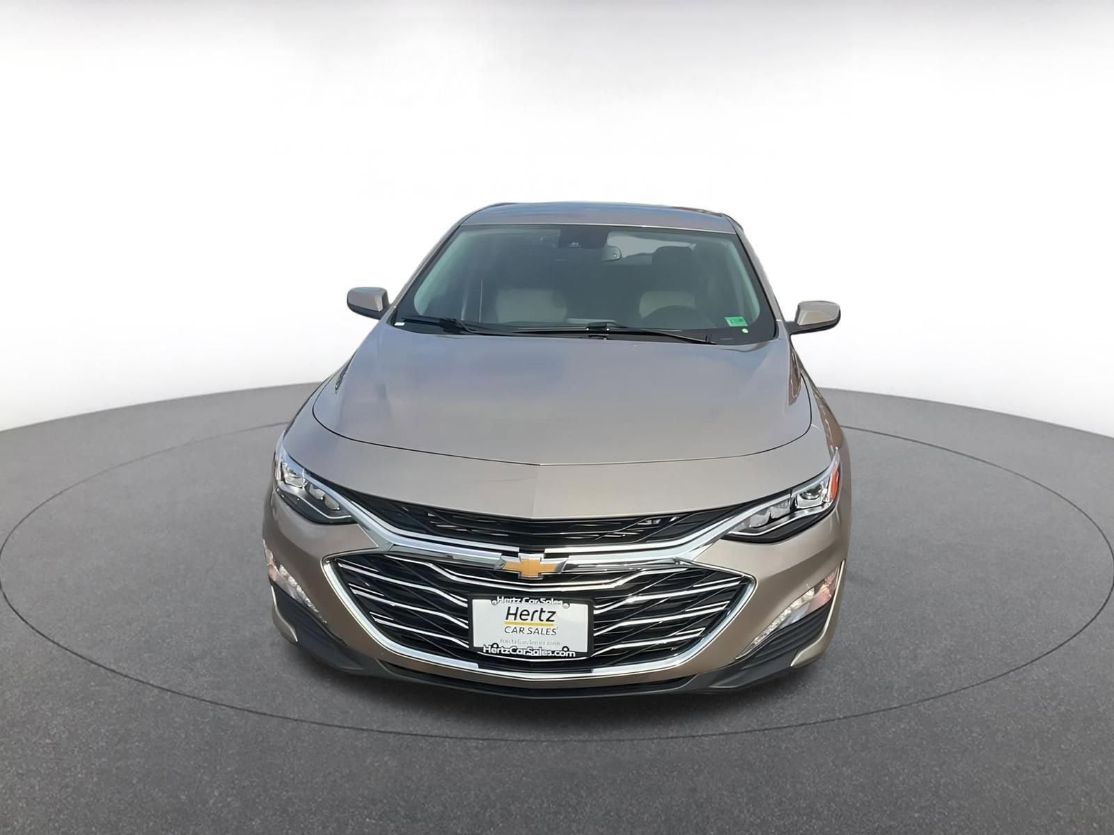 Thumbnail: 2024 Chevrolet Malibu - 4
