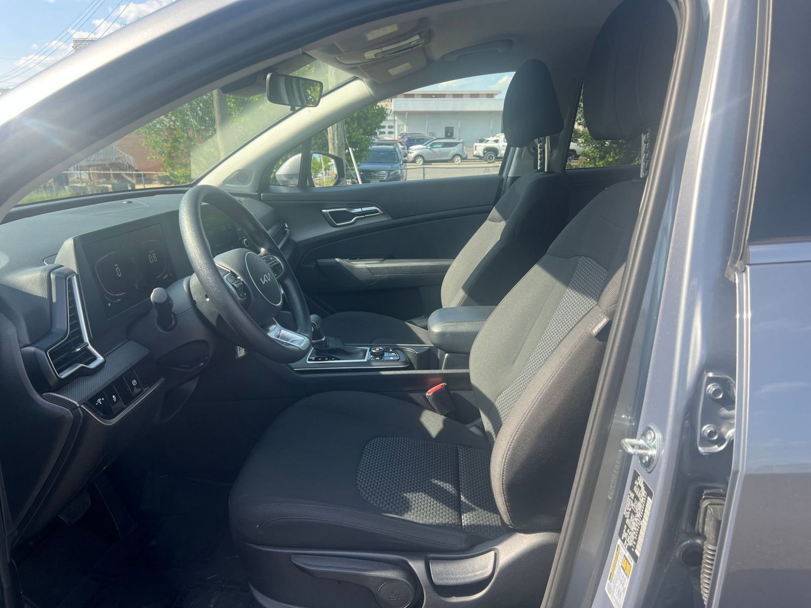 Thumbnail: 2025 Kia Sportage - 25