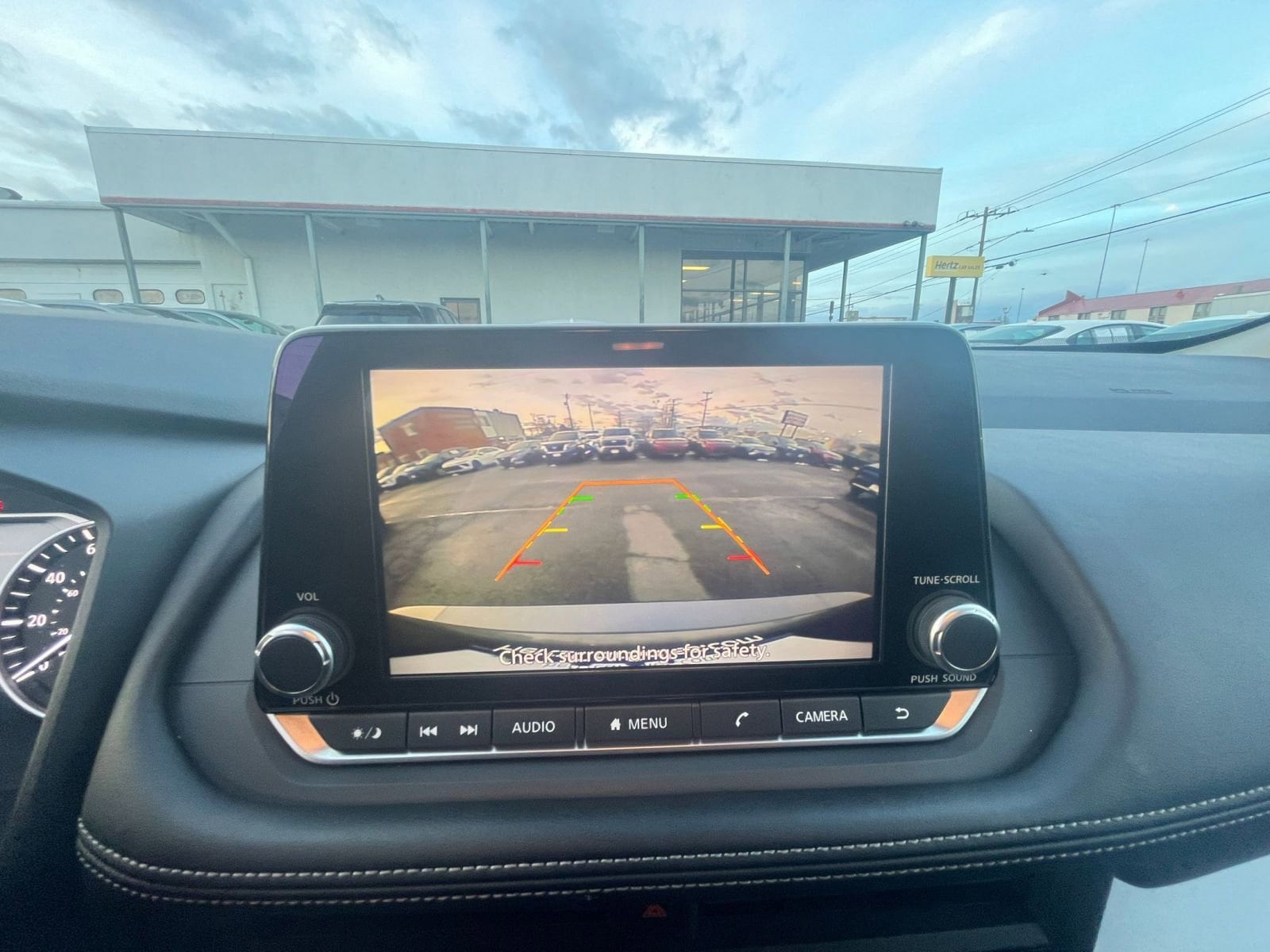 Thumbnail: 2025 Nissan Rogue - 25