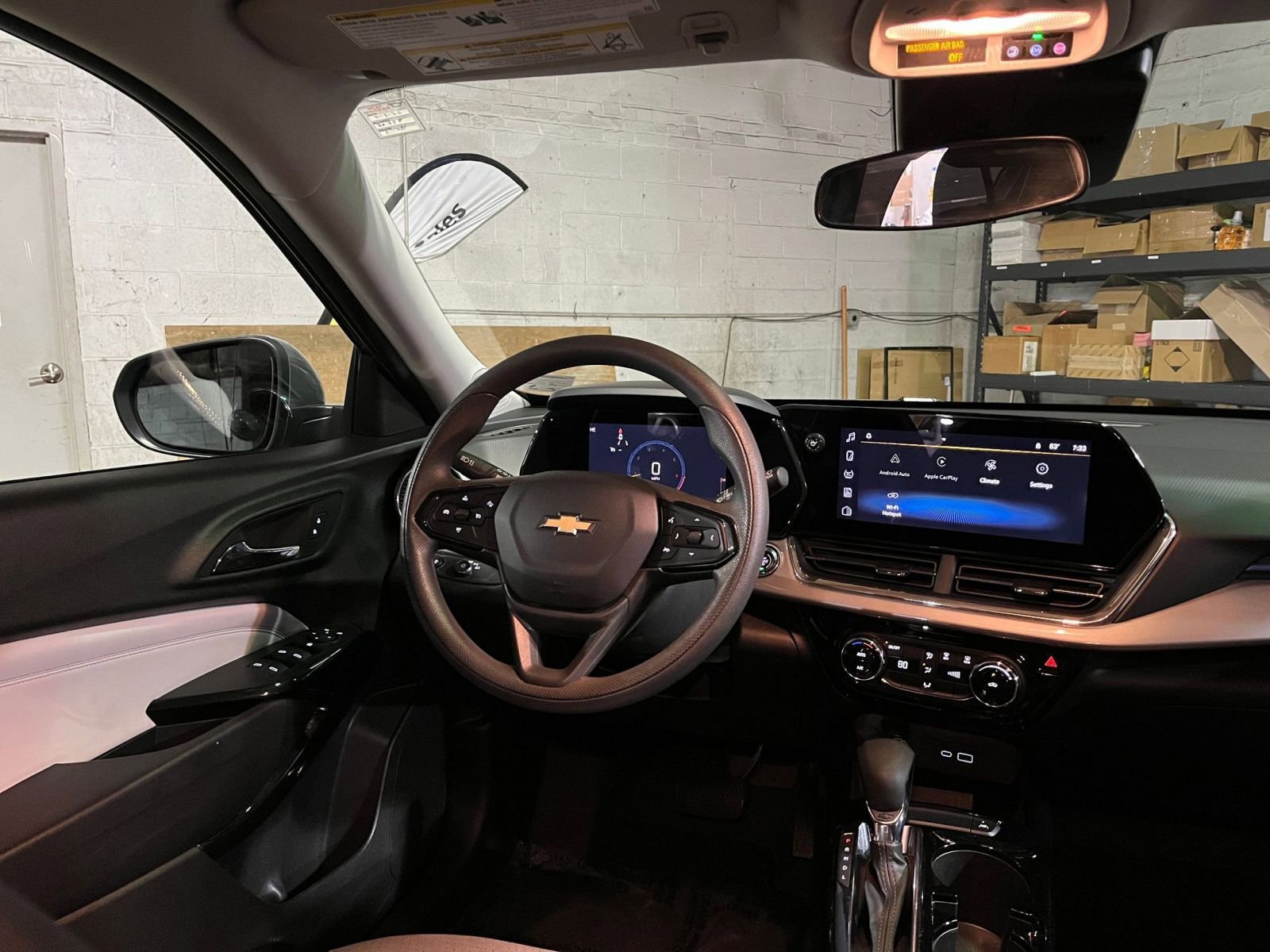 Thumbnail: 2025 Chevrolet Trax - 33