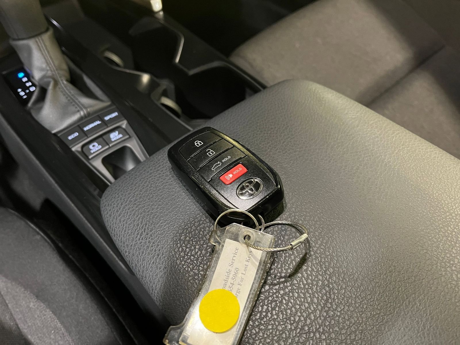 Thumbnail: 2025 Toyota Camry - 22