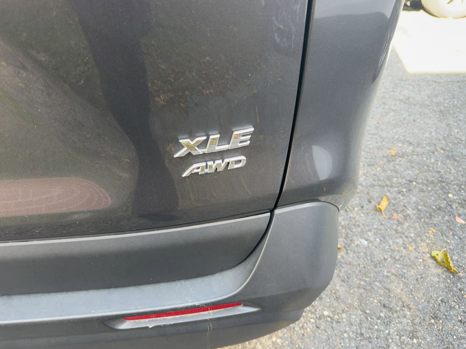 Thumbnail: 2025 Toyota RAV4 - 9