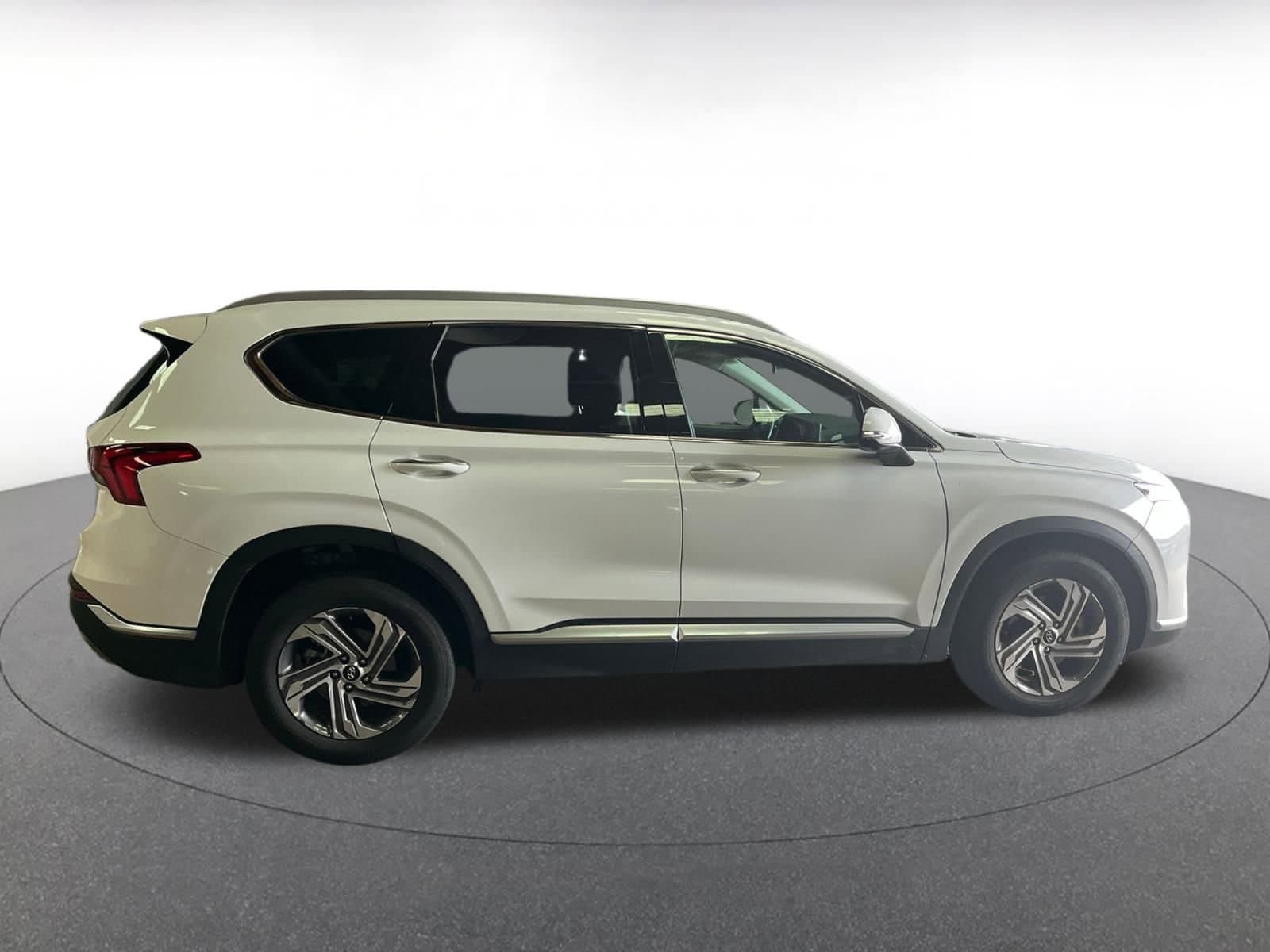 Thumbnail: 2023 Hyundai Santa Fe - 8