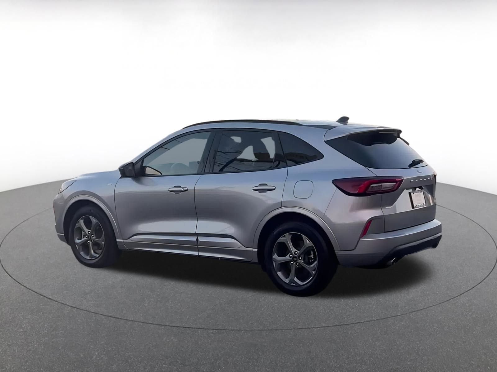 Thumbnail: 2024 Ford Escape - 10
