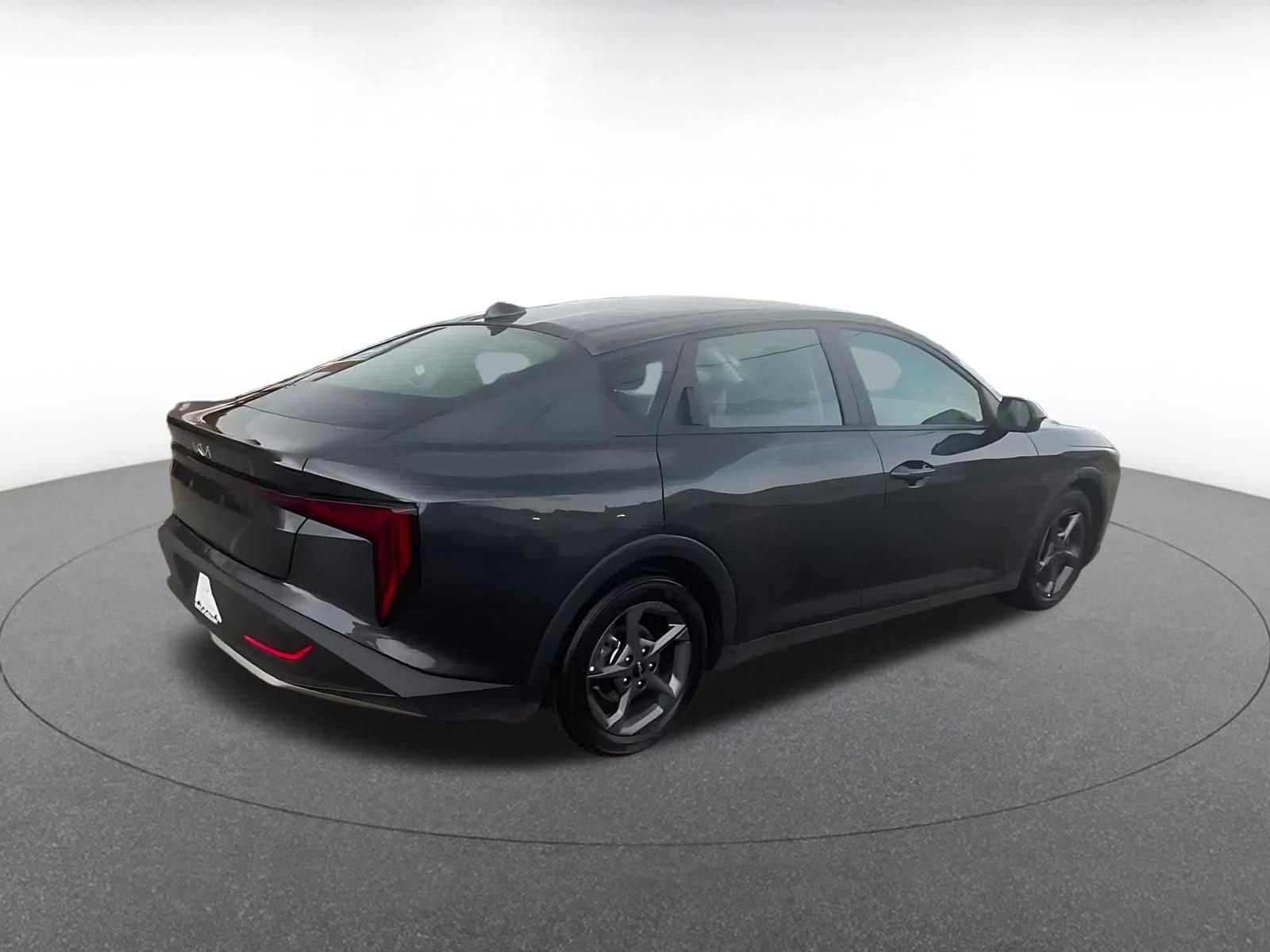 Thumbnail: 2025 Kia K4 - 15