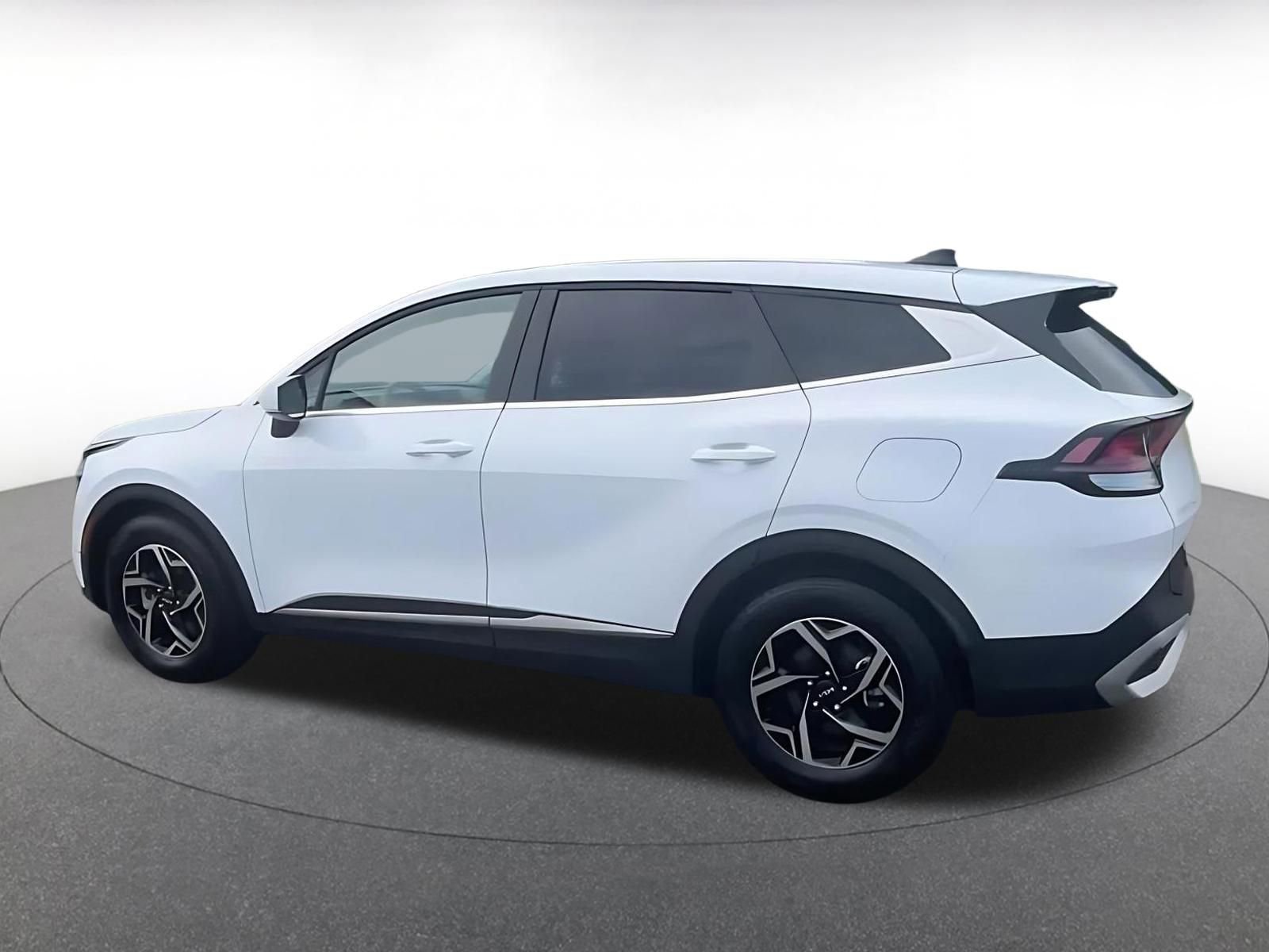 Thumbnail: 2025 Kia Sportage - 10