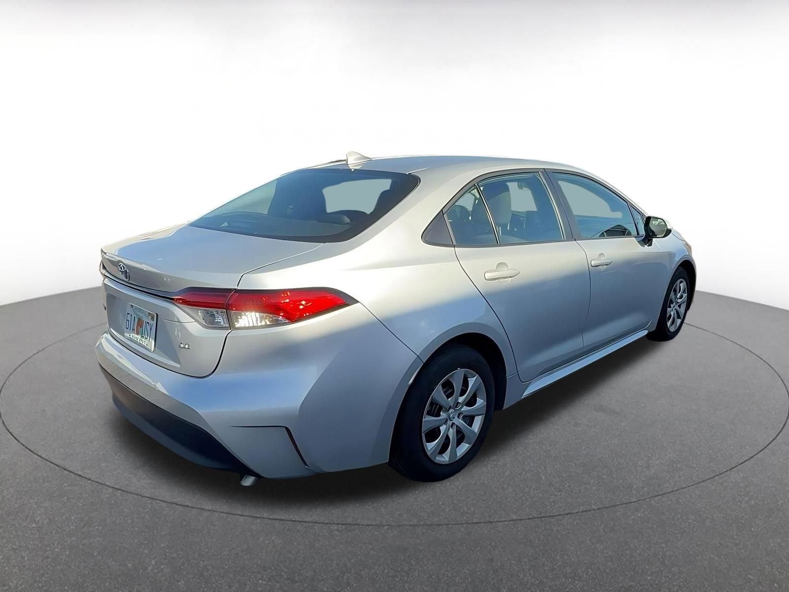 Thumbnail: 2025 Toyota Corolla - 8